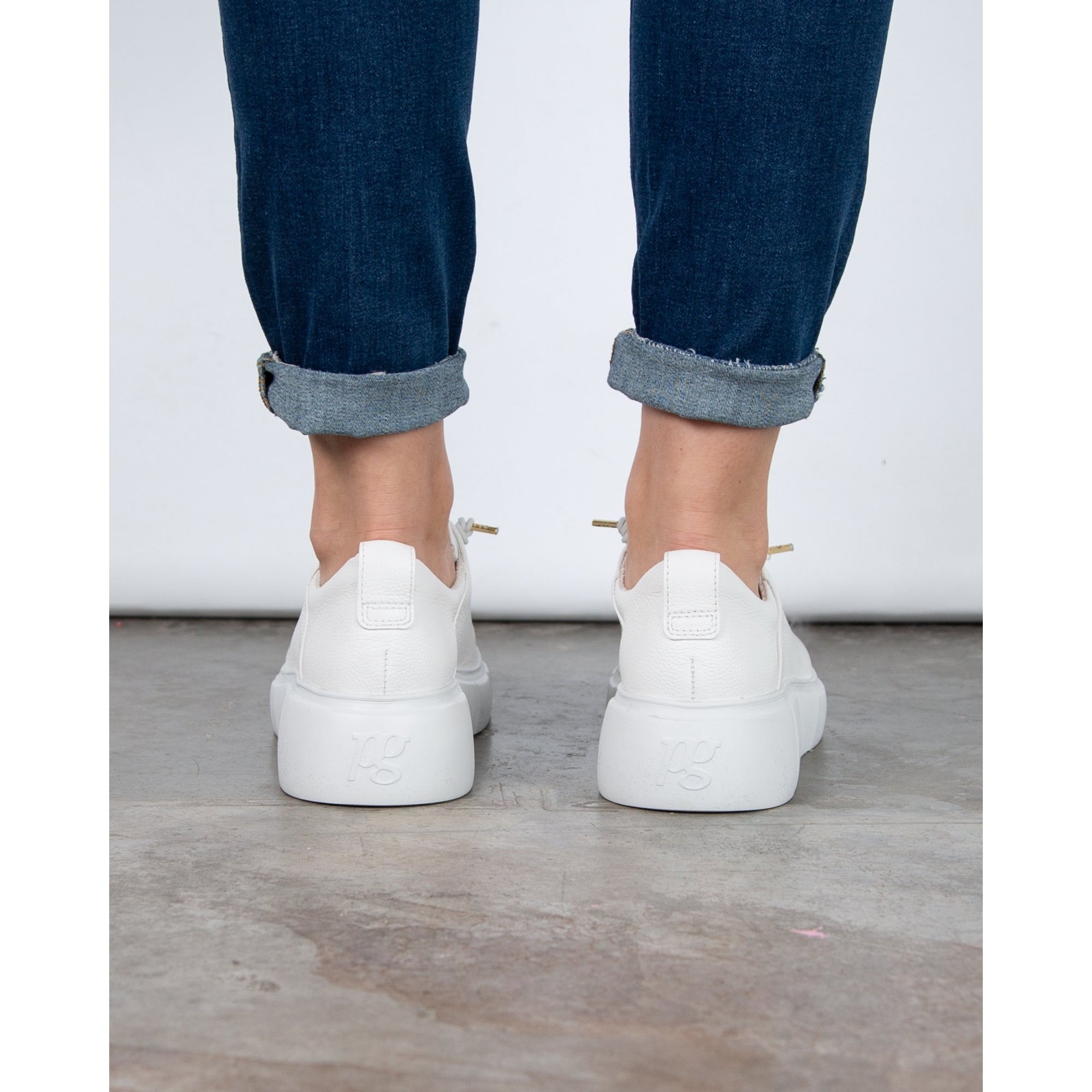 Paul Green Grained Leather Pull On Flatform Sneaker White