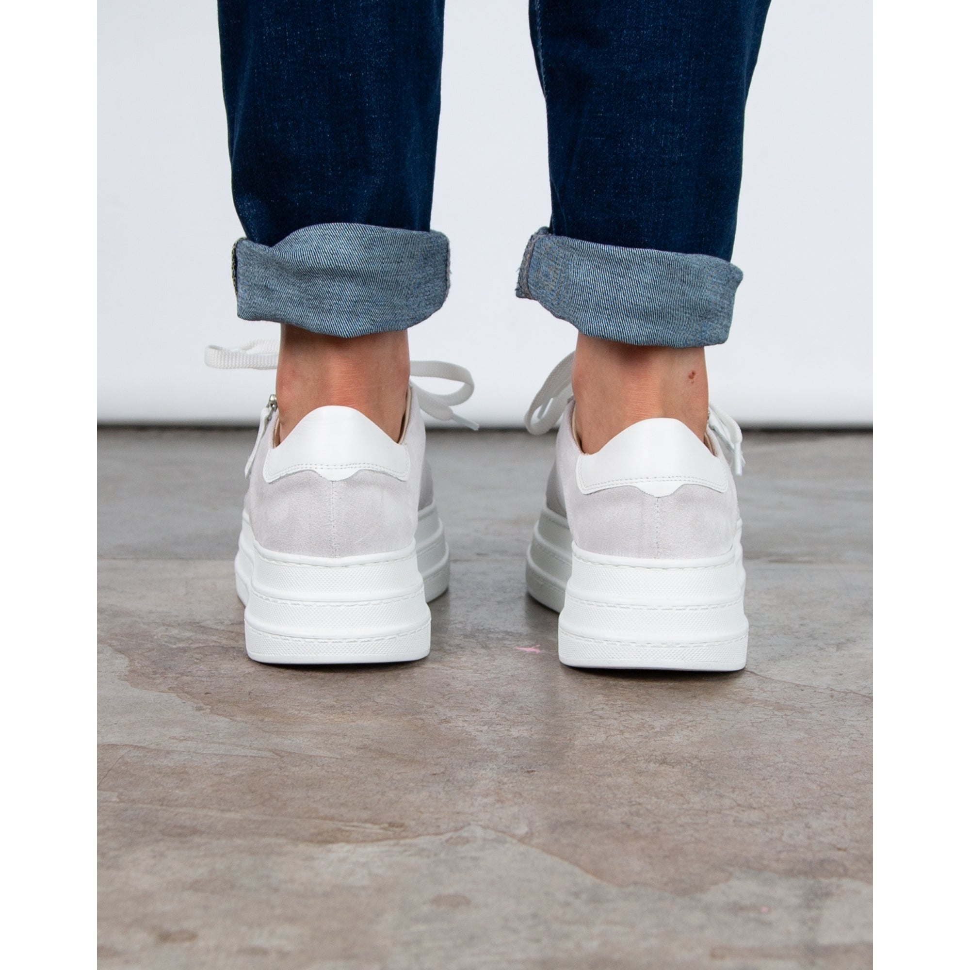Dl Sport Flatform Sheen Suede Trainers With Side Zip Grey/white