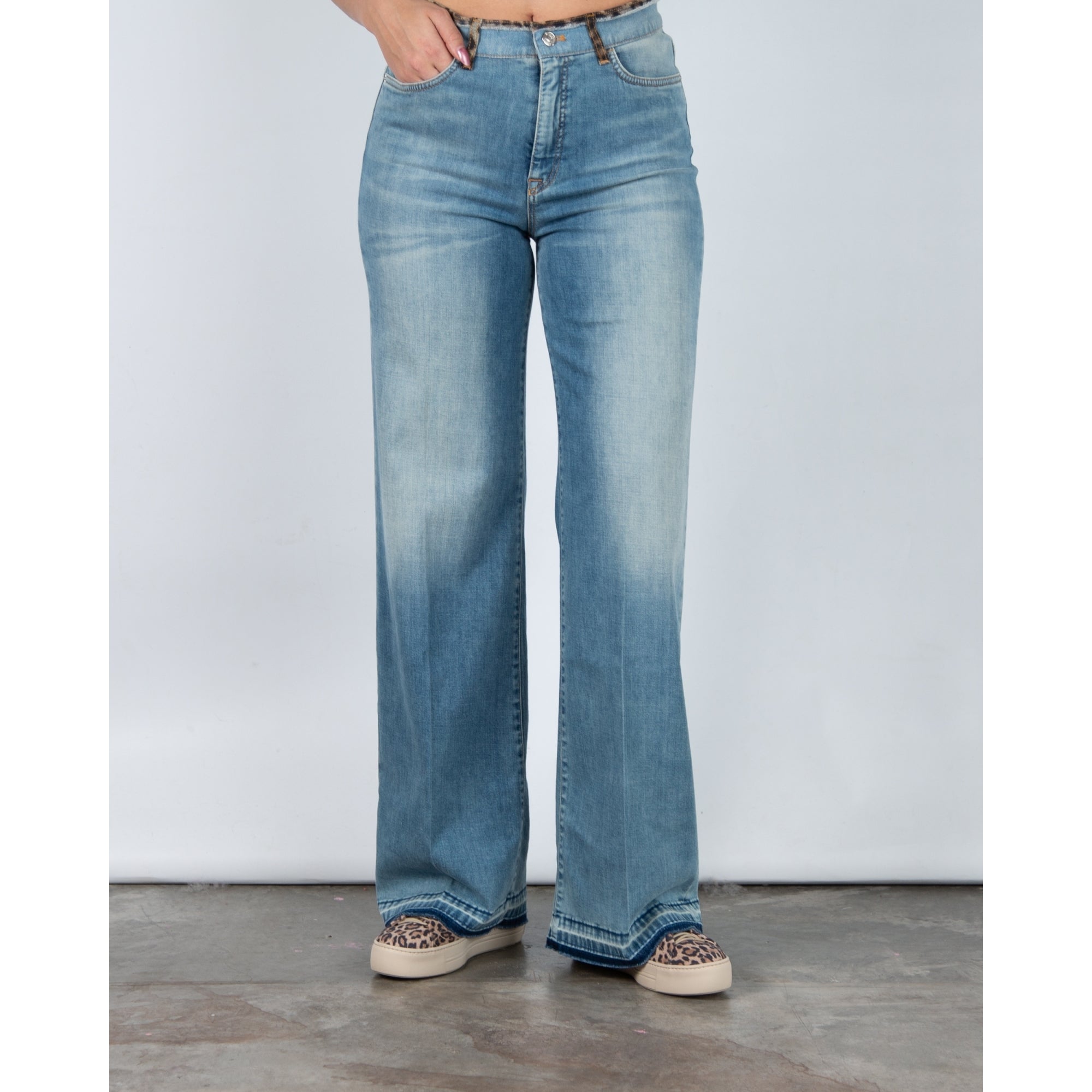 Marc Cain Wide Leg Jean With Raw Hem And Leopard Trim Light Denim
