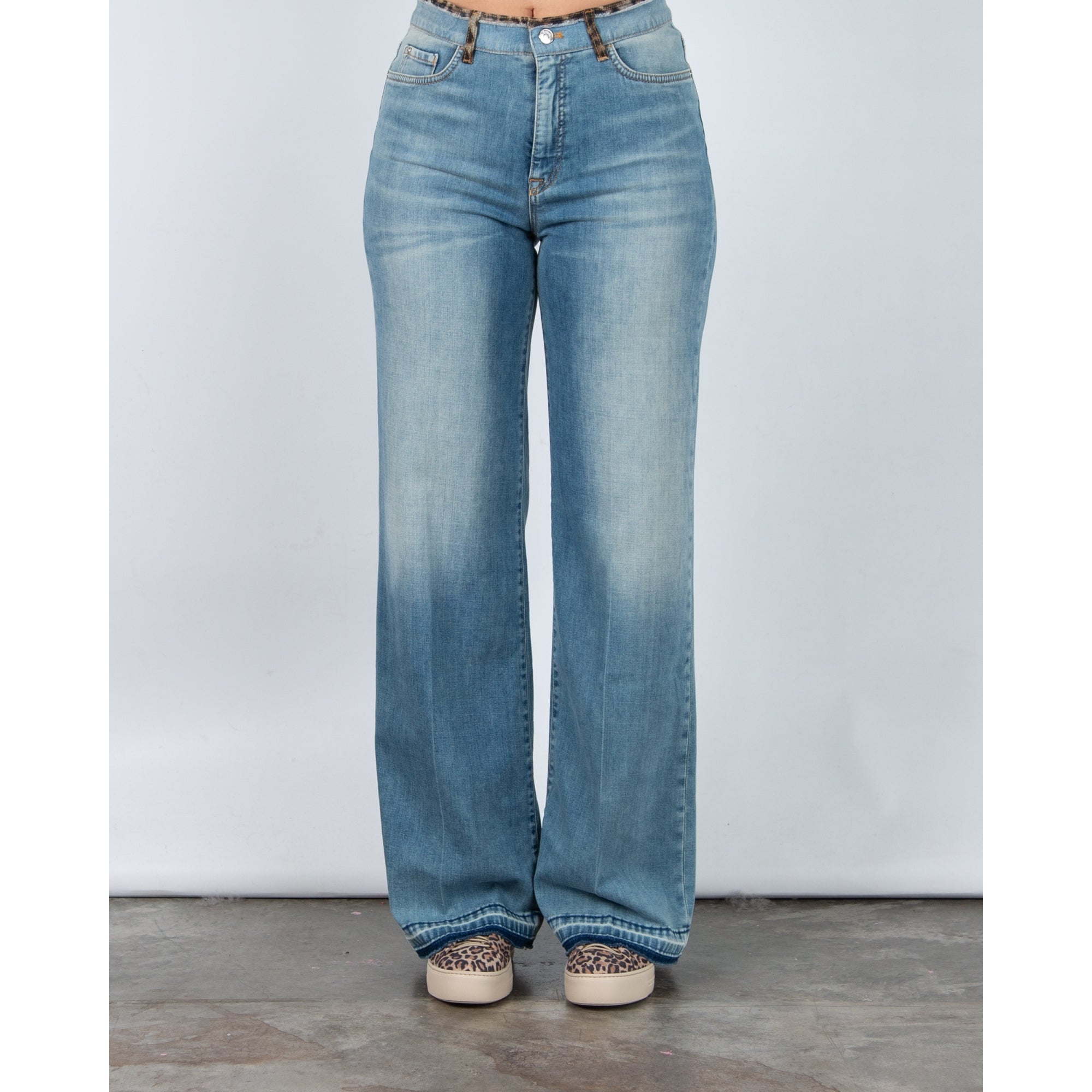 Marc Cain Wide Leg Jean With Raw Hem And Leopard Trim Light Denim