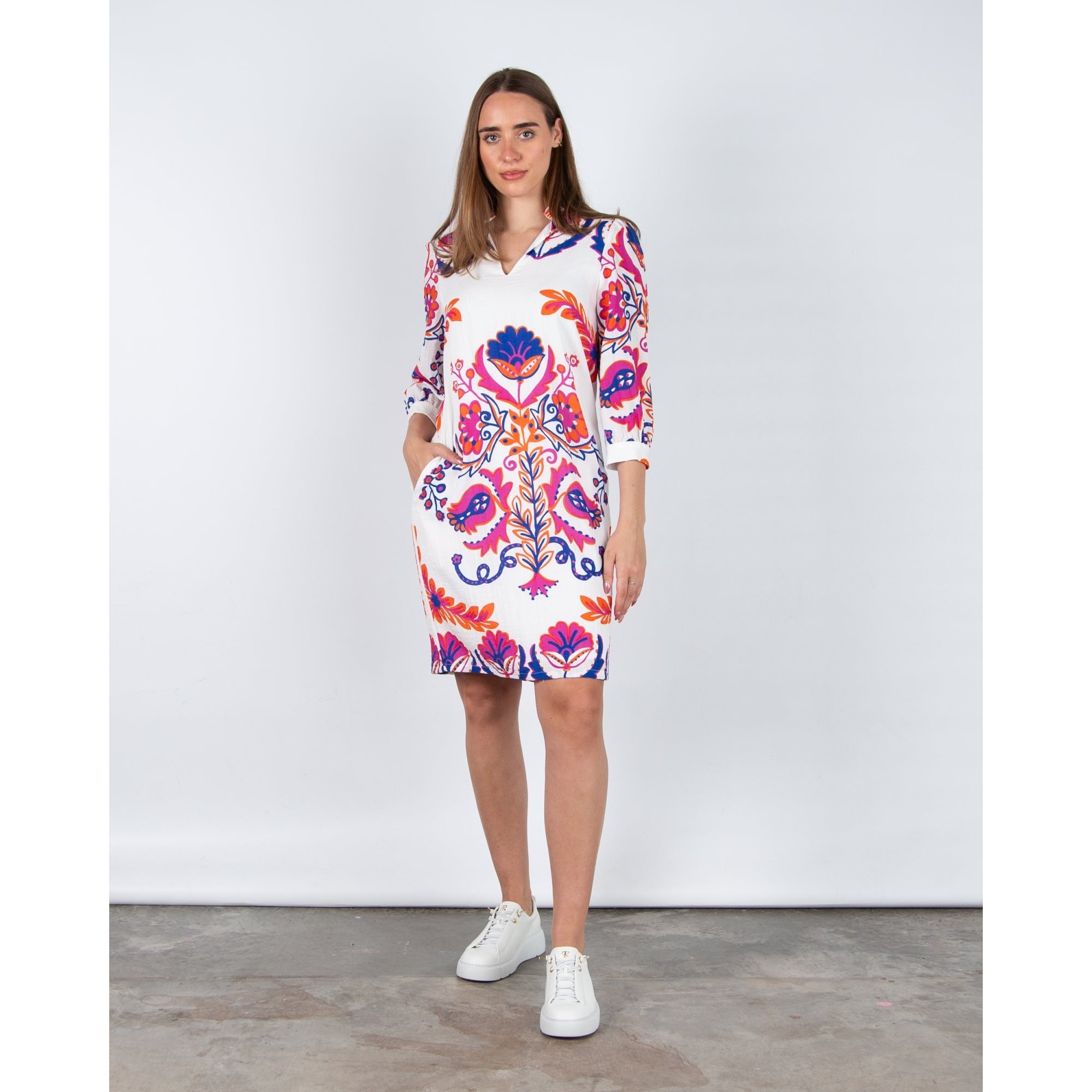 Bariloche Aliana Contrast Floral Split Neck Cotton Dress White/pink