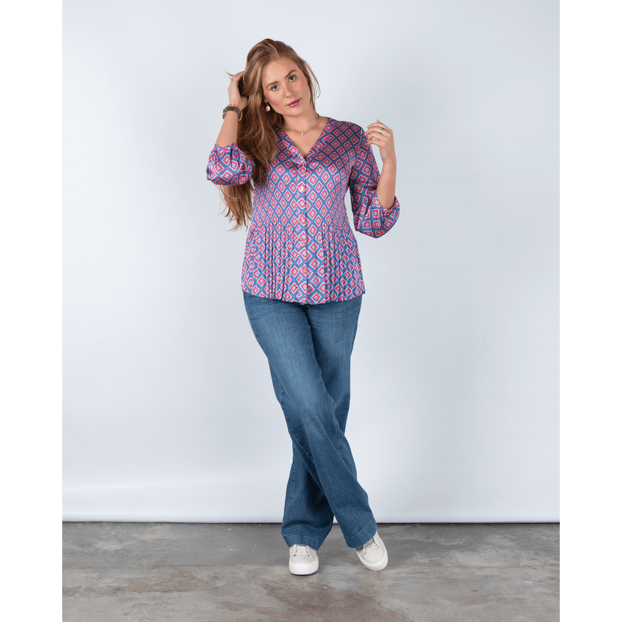 Tinta Style Oliva Diamond Print V Neck Pleat Blouse Blue/pink