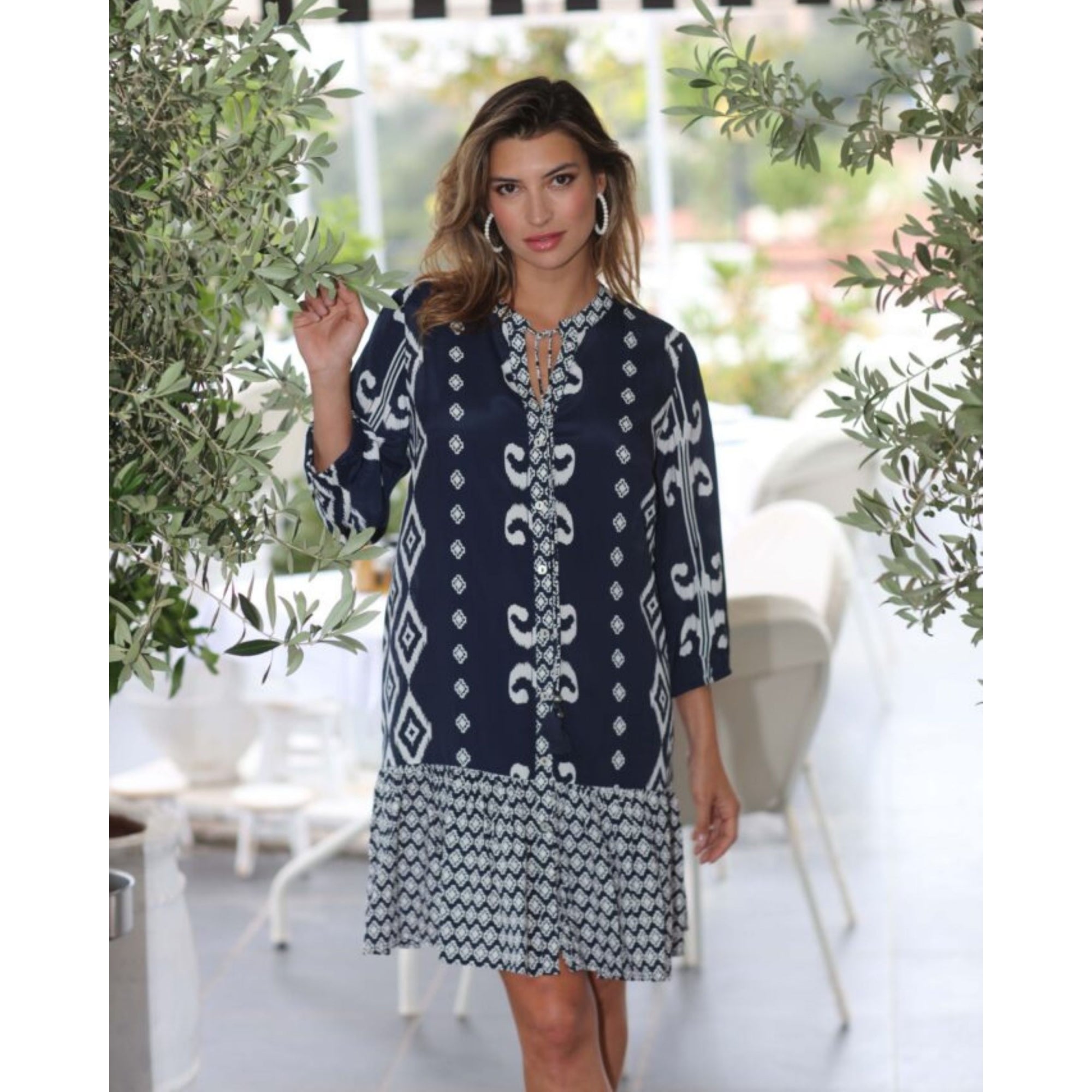 Pomodoro Tie Neck Ikat Print Shift Dress With Tiered Hem Navy/white