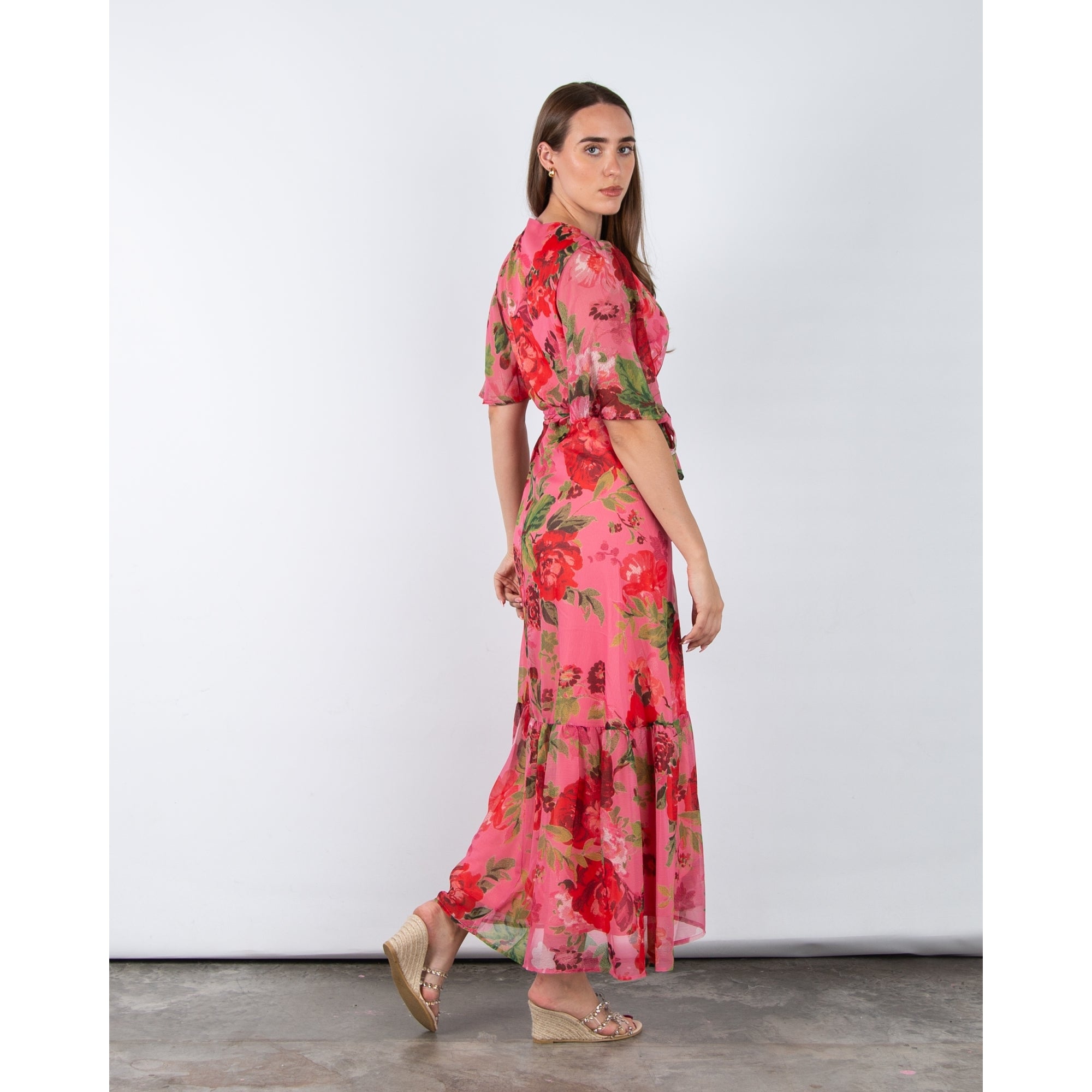 Hope And Ivy Roxanne Rose Print Wrap Dress With Tiered Hem Pink/red