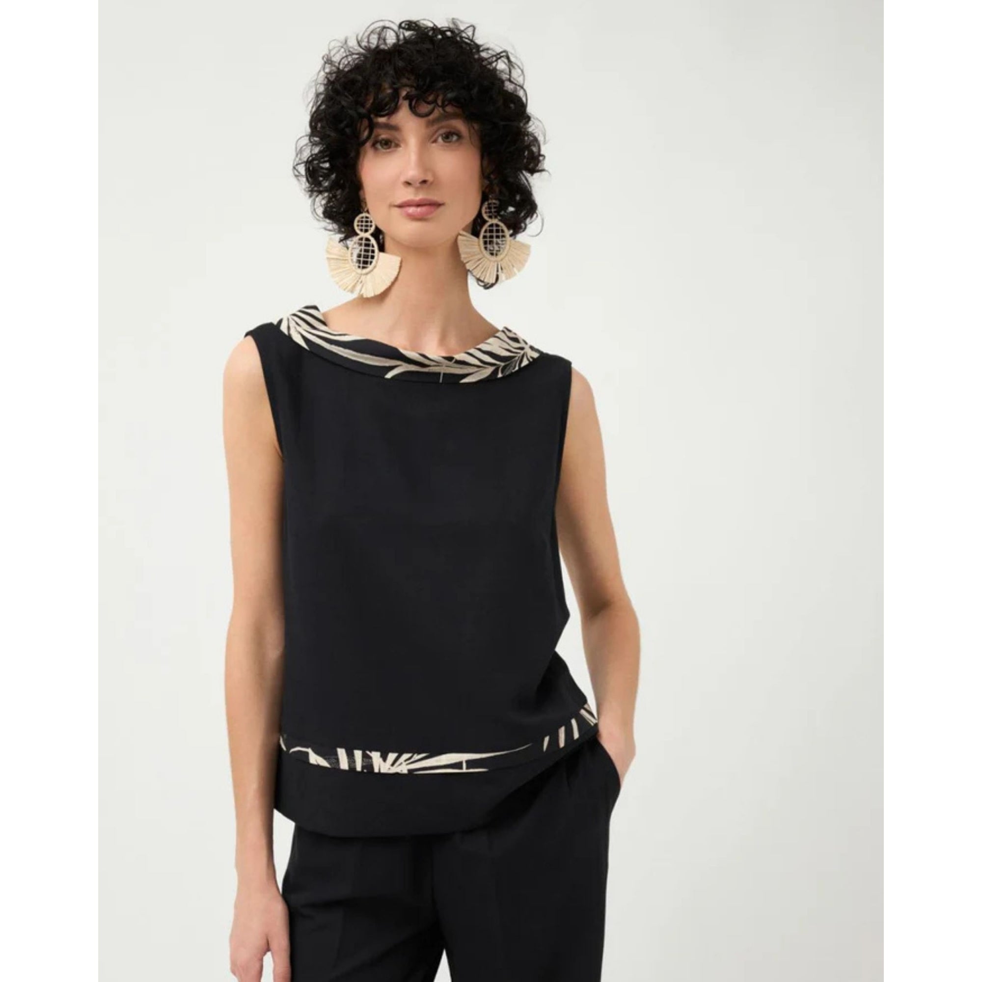 Bariloche Coto Boat Neck Top With Contrast Trim Black/natural