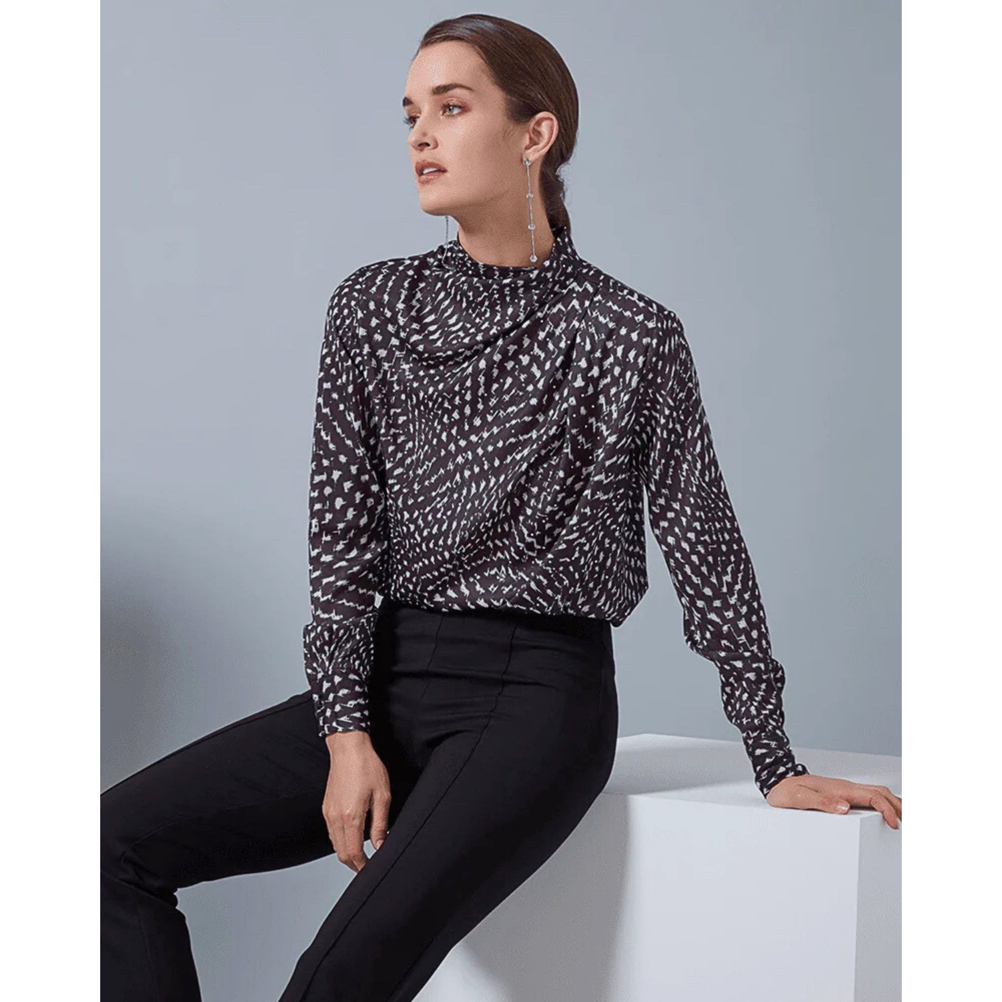 Lysse Elysse Pull On Straight Leg Front Seam Cropped Trouser Black