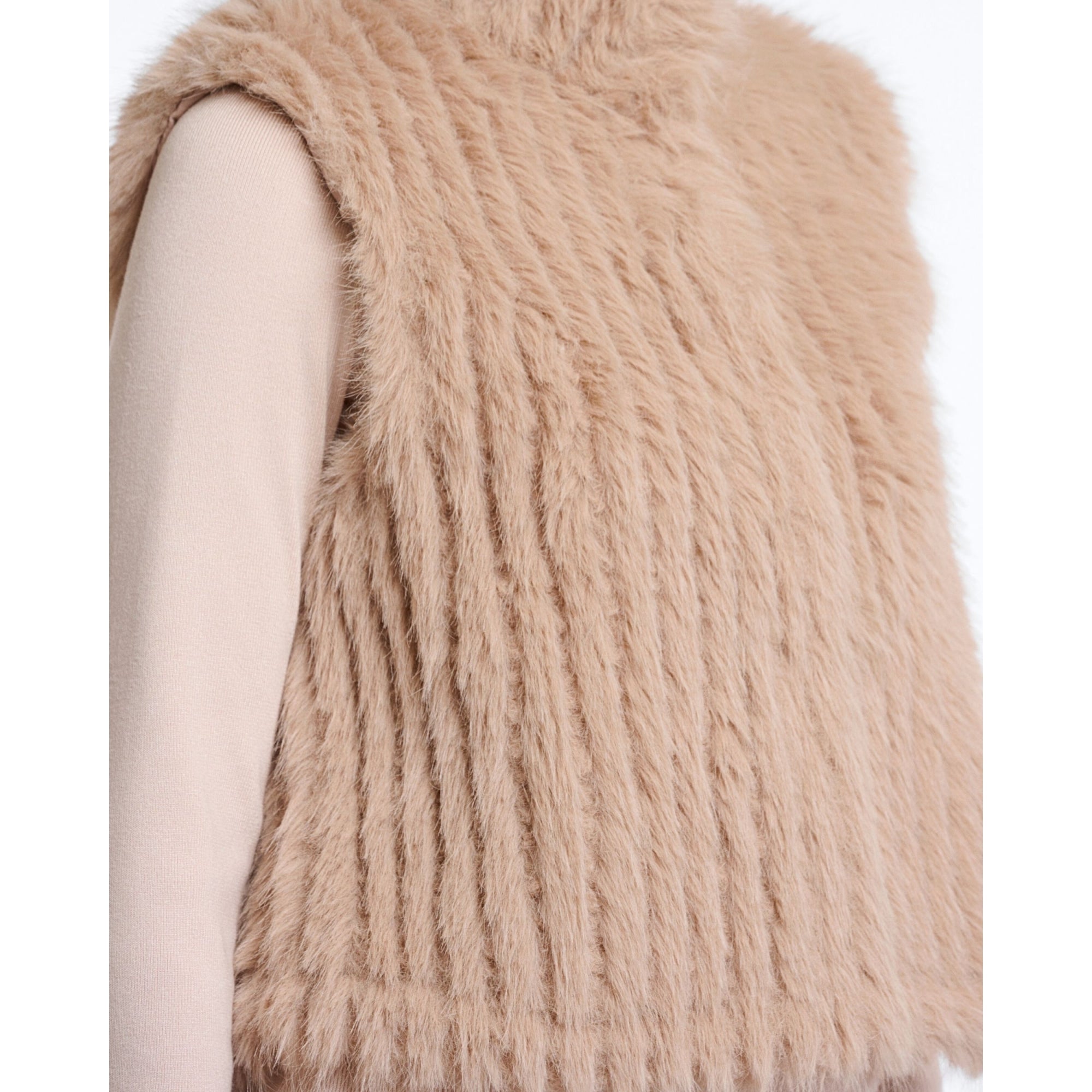 Rino & Pelle Dava Shaggy Faux Fur Ribbed Gilet Oat