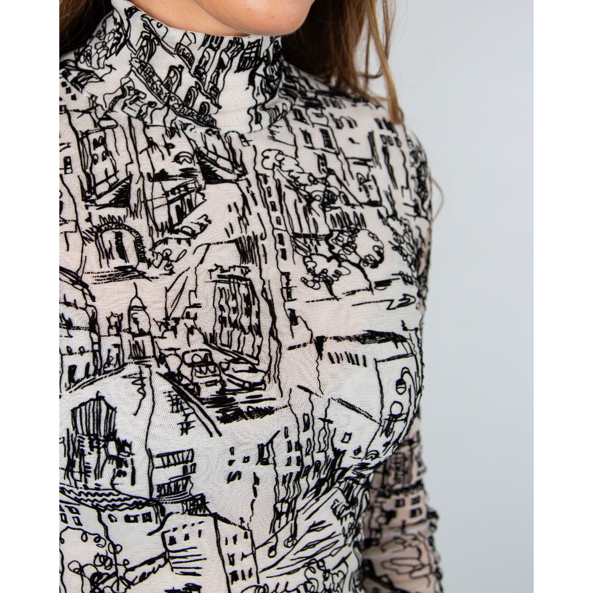 Marc Cain City Tour Sketch Print Fitted Top Cream/black