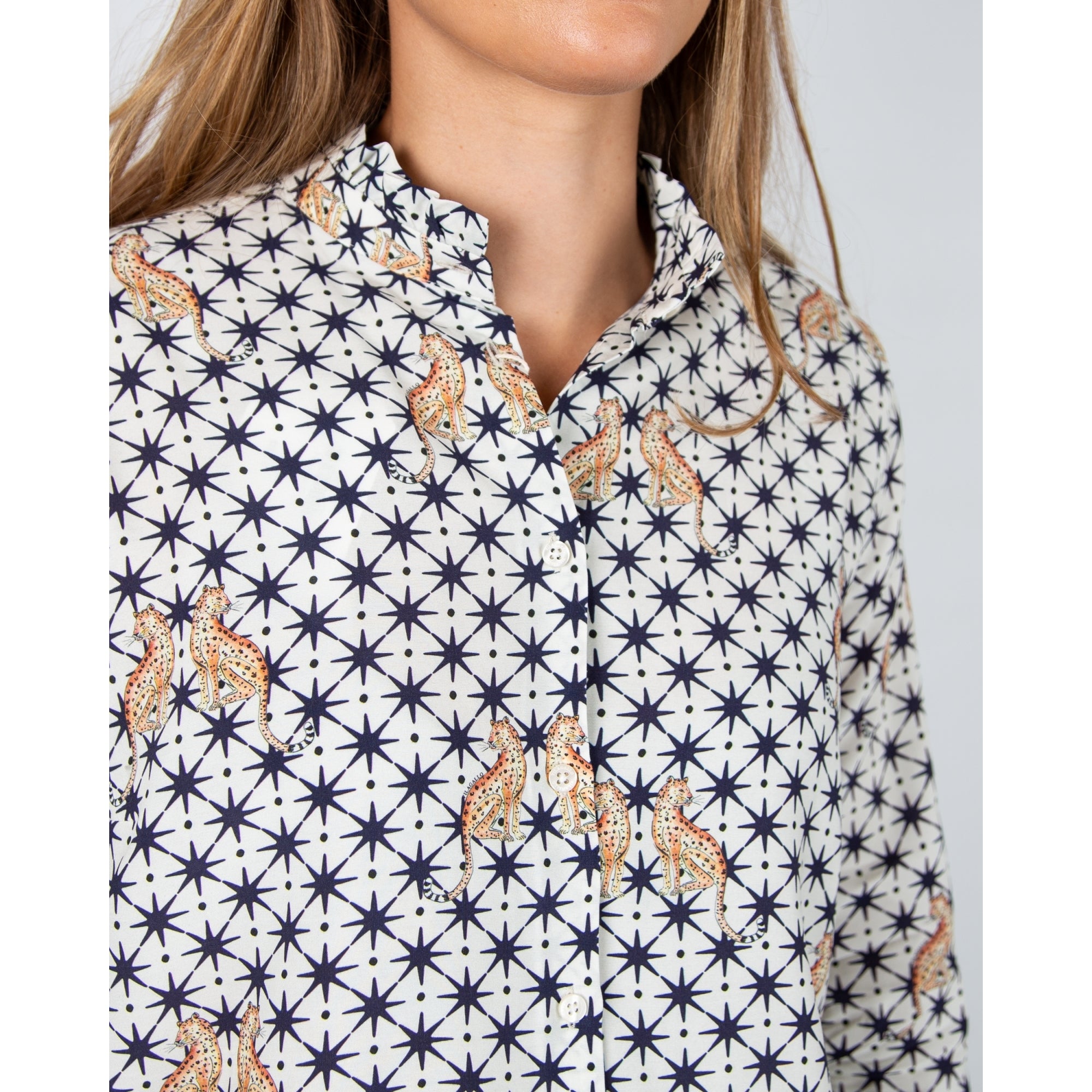 Vilagallo Andy Leopard And Star Print Blouse With Frill Collar Off White/navy