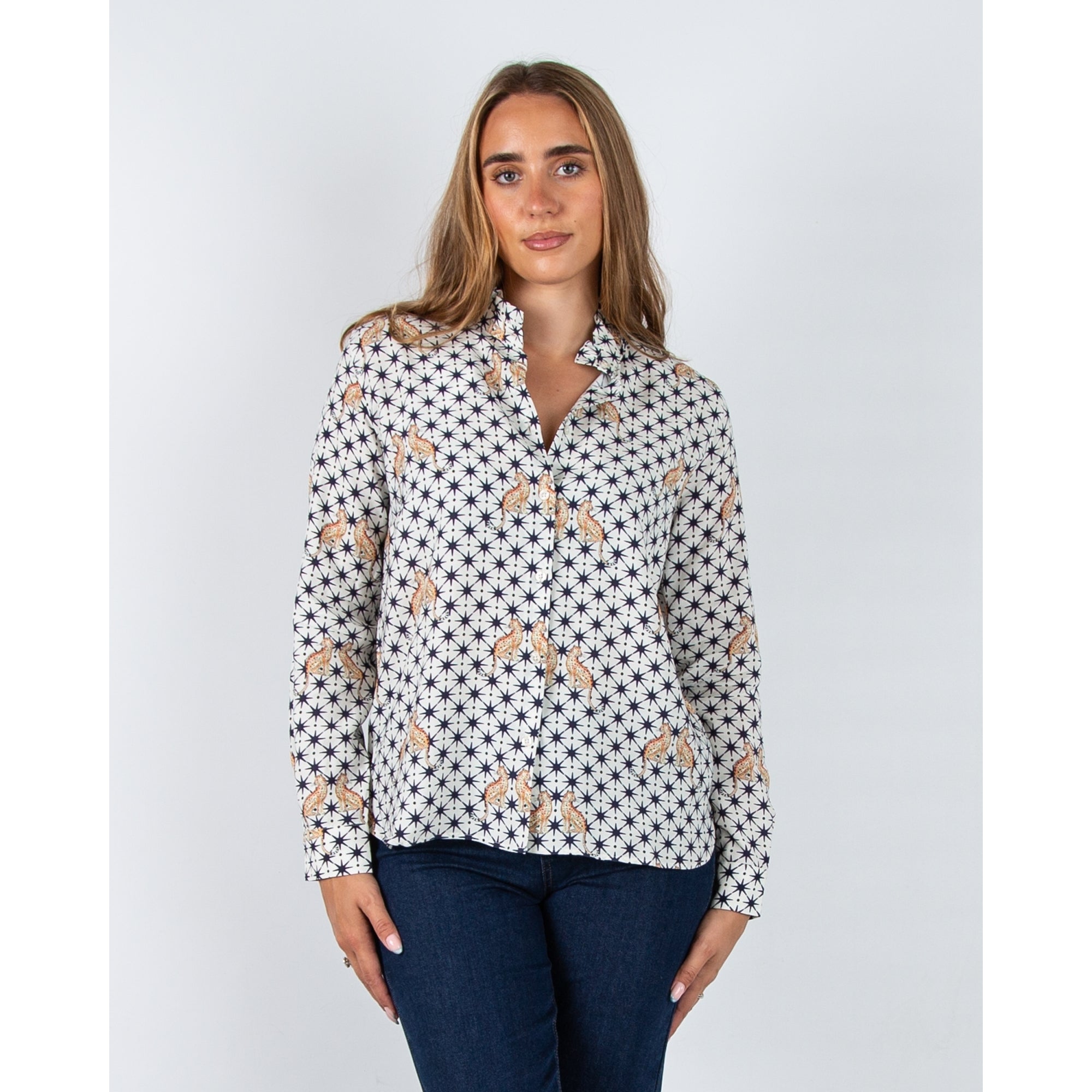 Vilagallo Andy Leopard And Star Print Blouse With Frill Collar Off White/navy