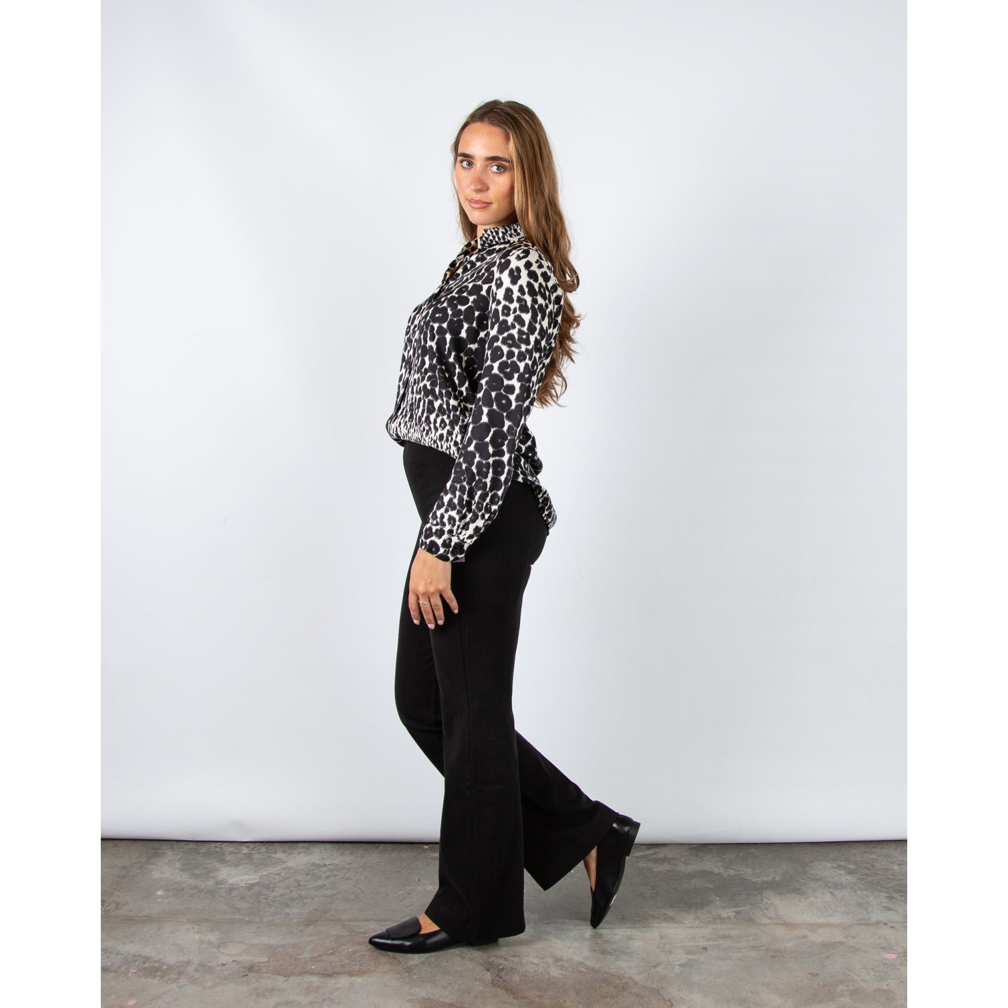 Marella Emme Olivia Loose Bodied Leopard Print Shirt Style Blouse Black/ecru