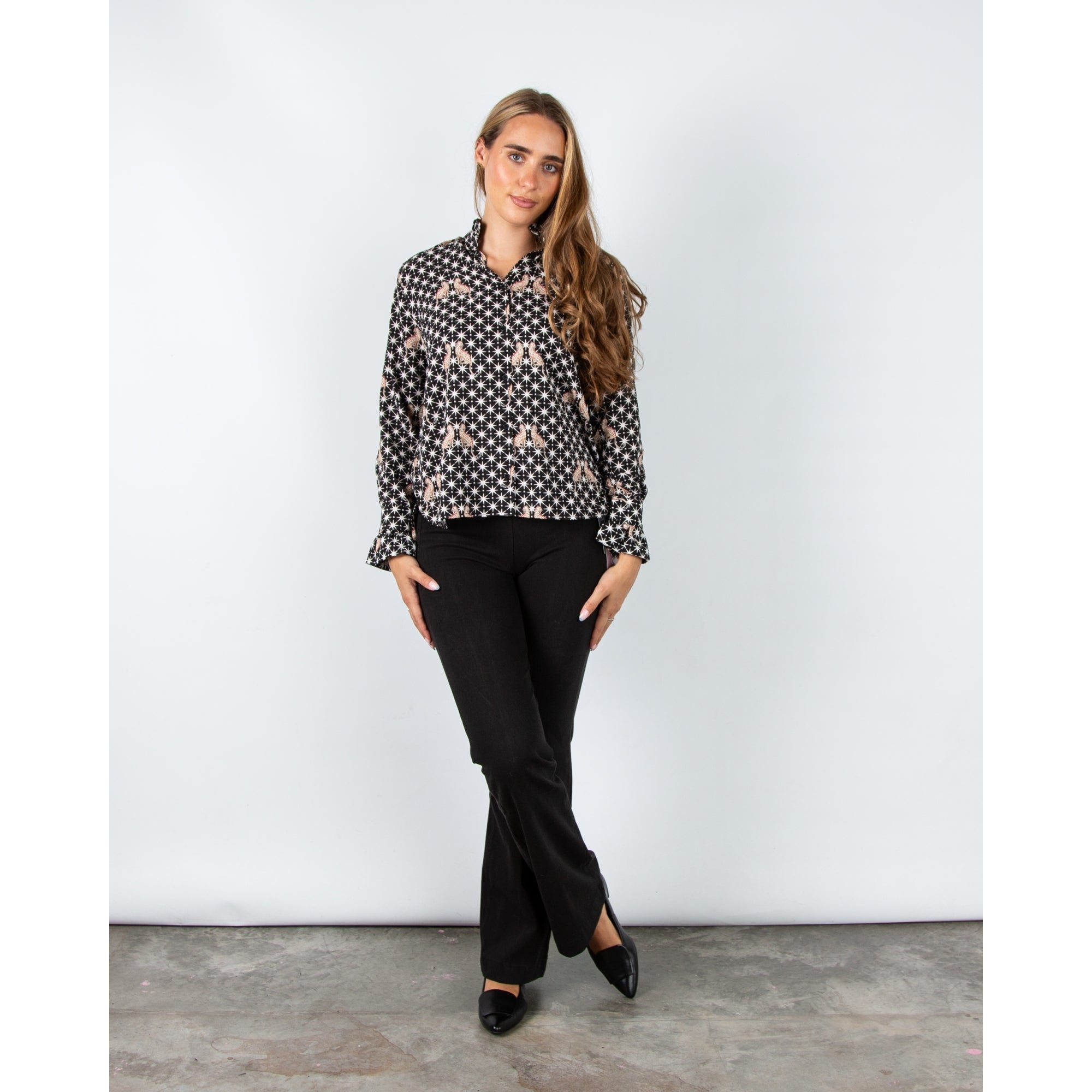 Vilagallo Nicola Leopard Star Blouse With Frill Collar And Cuff Black