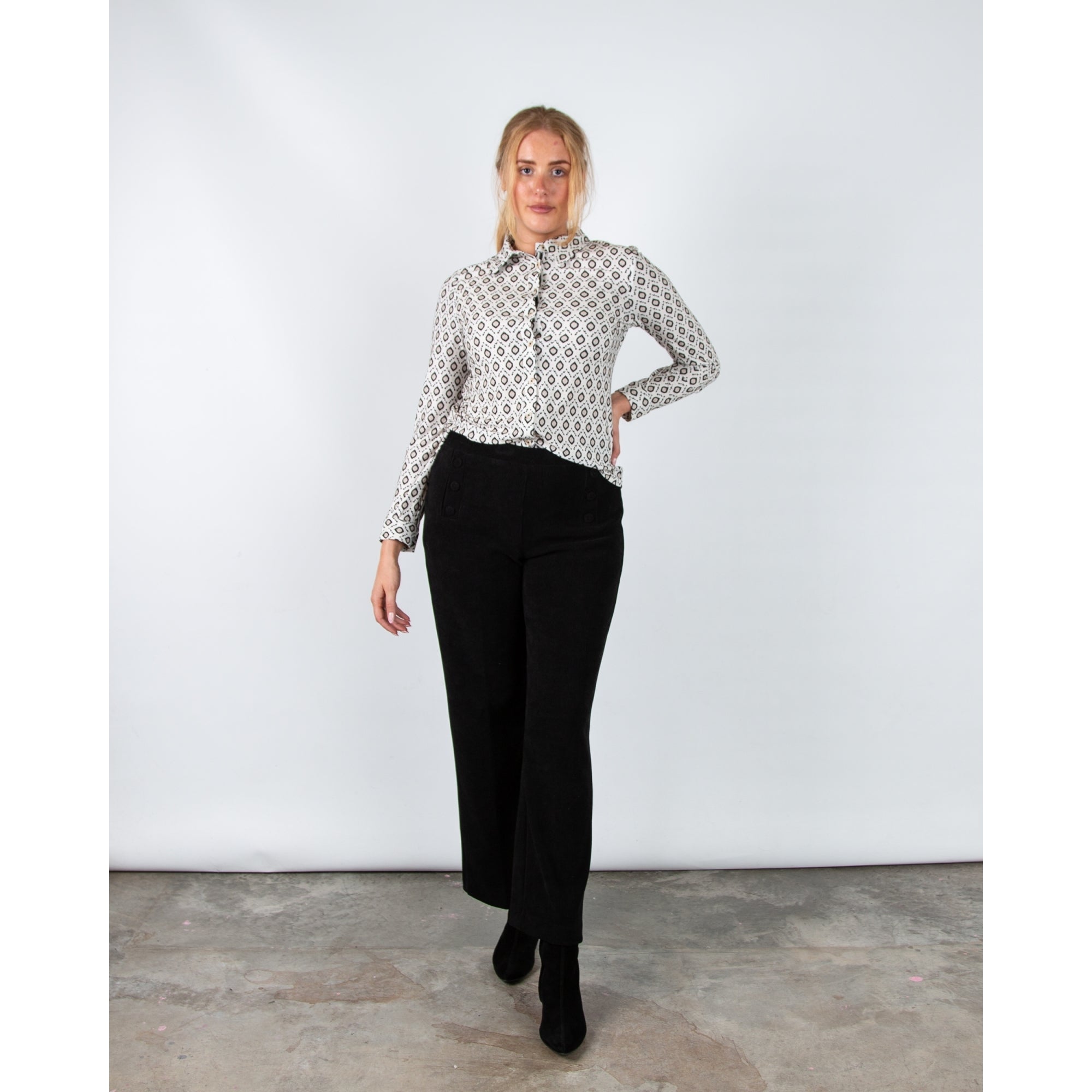 Tinta Style Gabriella Geometric Print Soft Shirt Ecru/black