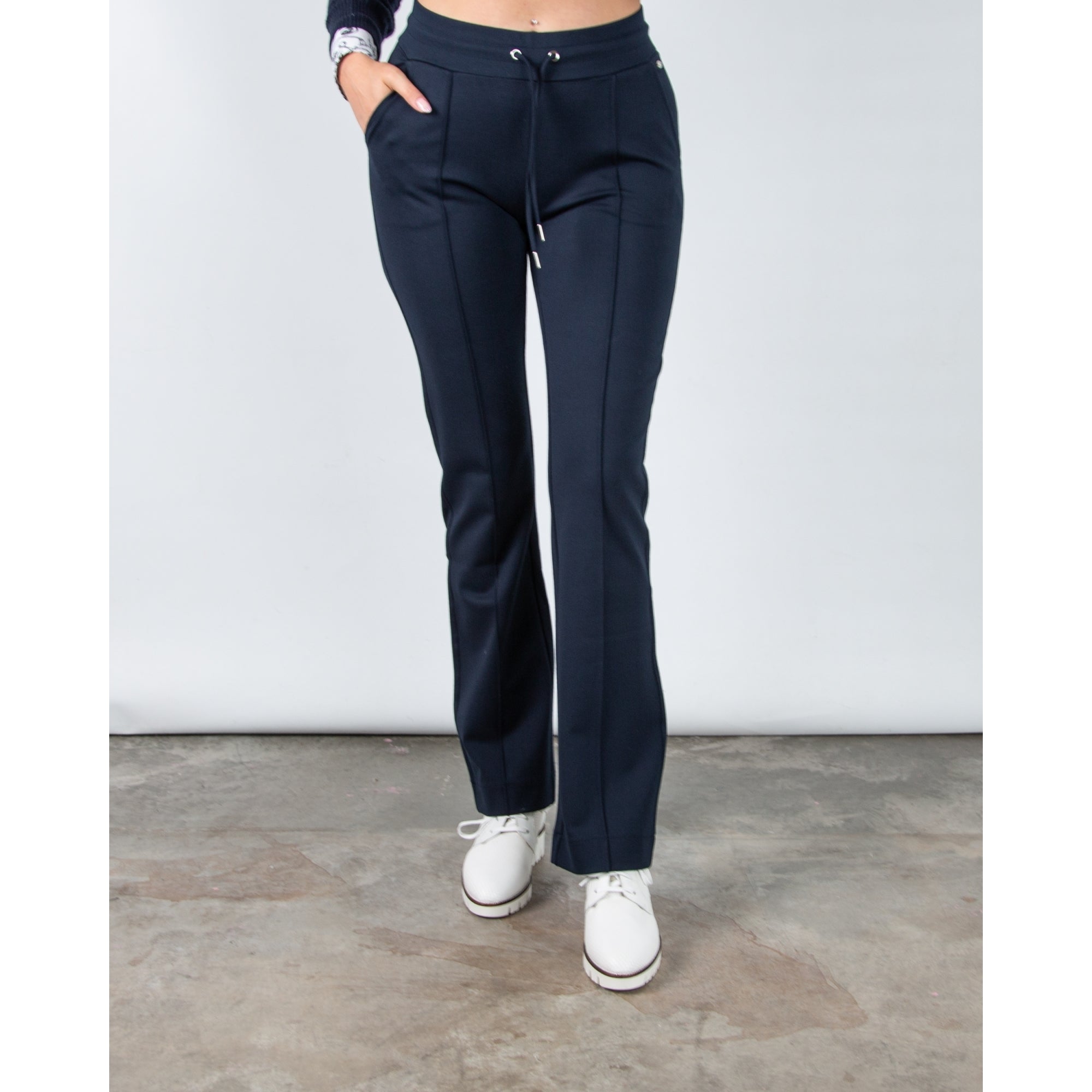 Hv Society Ellis Bootcut Pull On Jogger With Centre Seam Navy