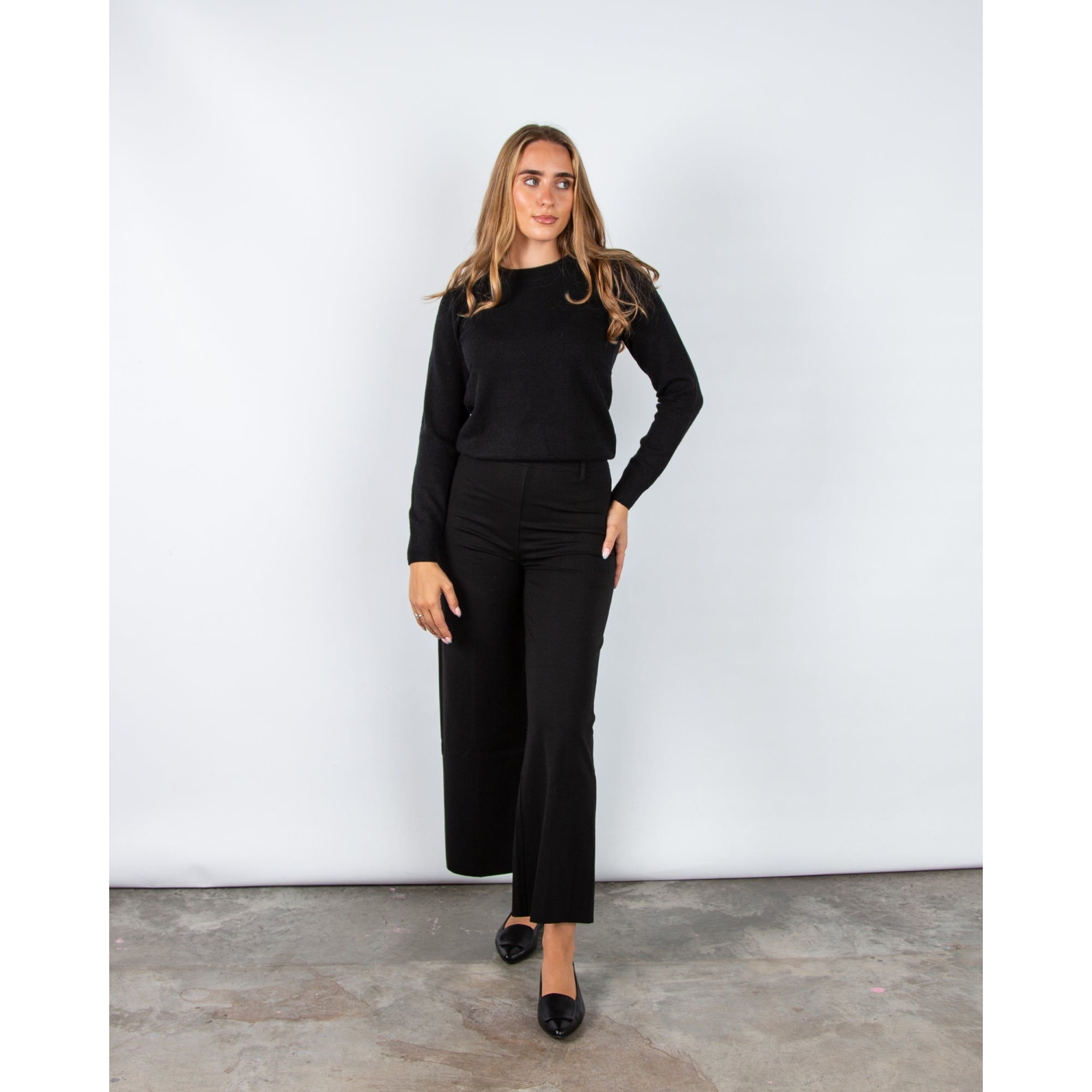 Part Two Evina Round Neck Cashmere Jumper With Rib Trim Black