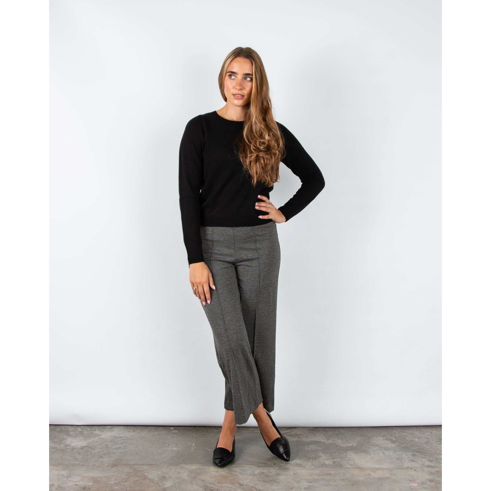 Part Two Evina Round Neck Cashmere Jumper With Rib Trim Black