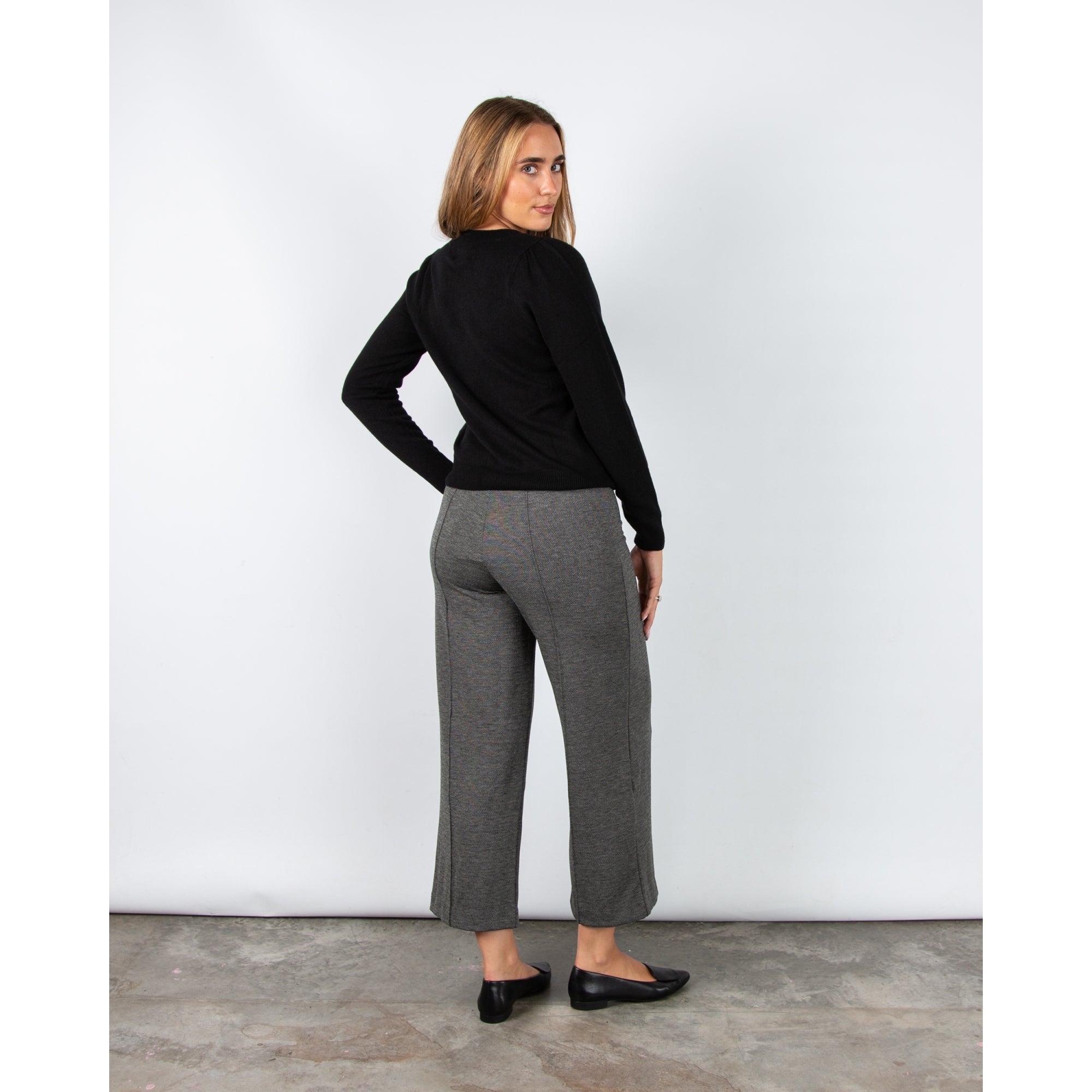 Part Two Evina Round Neck Cashmere Jumper With Rib Trim Black