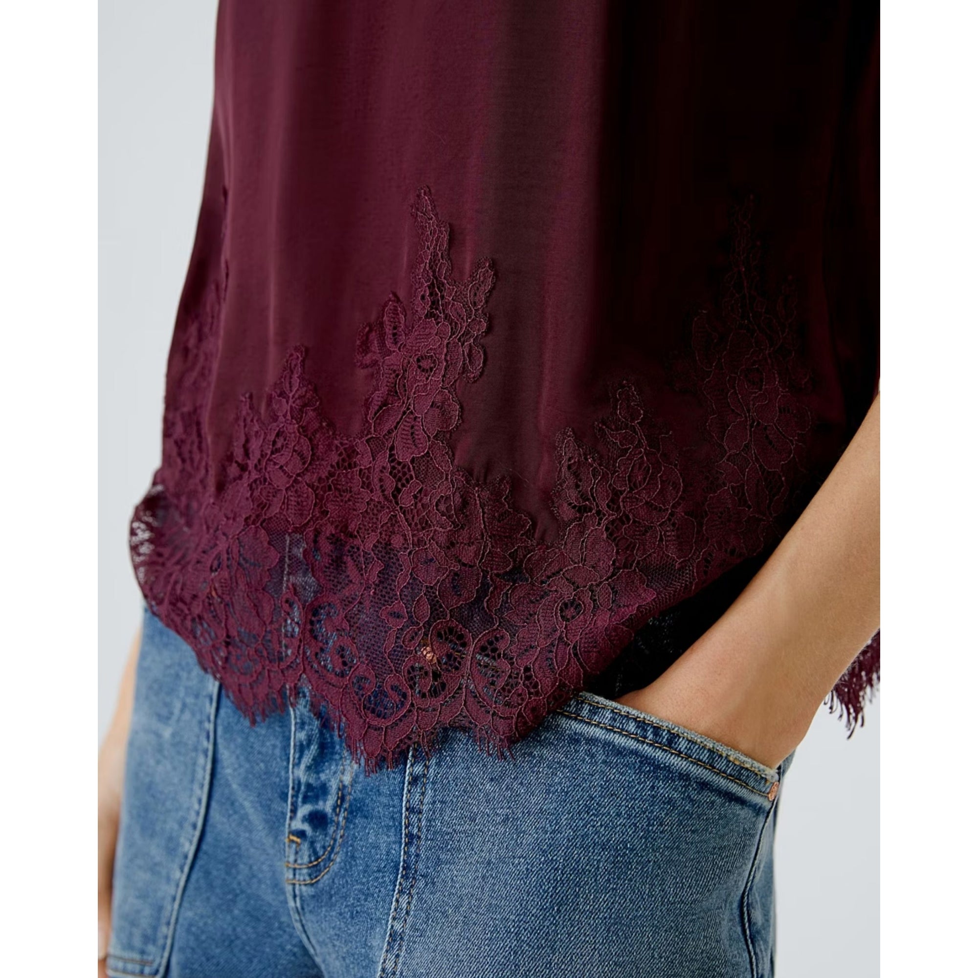 Oui Satin Lace Trim Vest Deep Berry