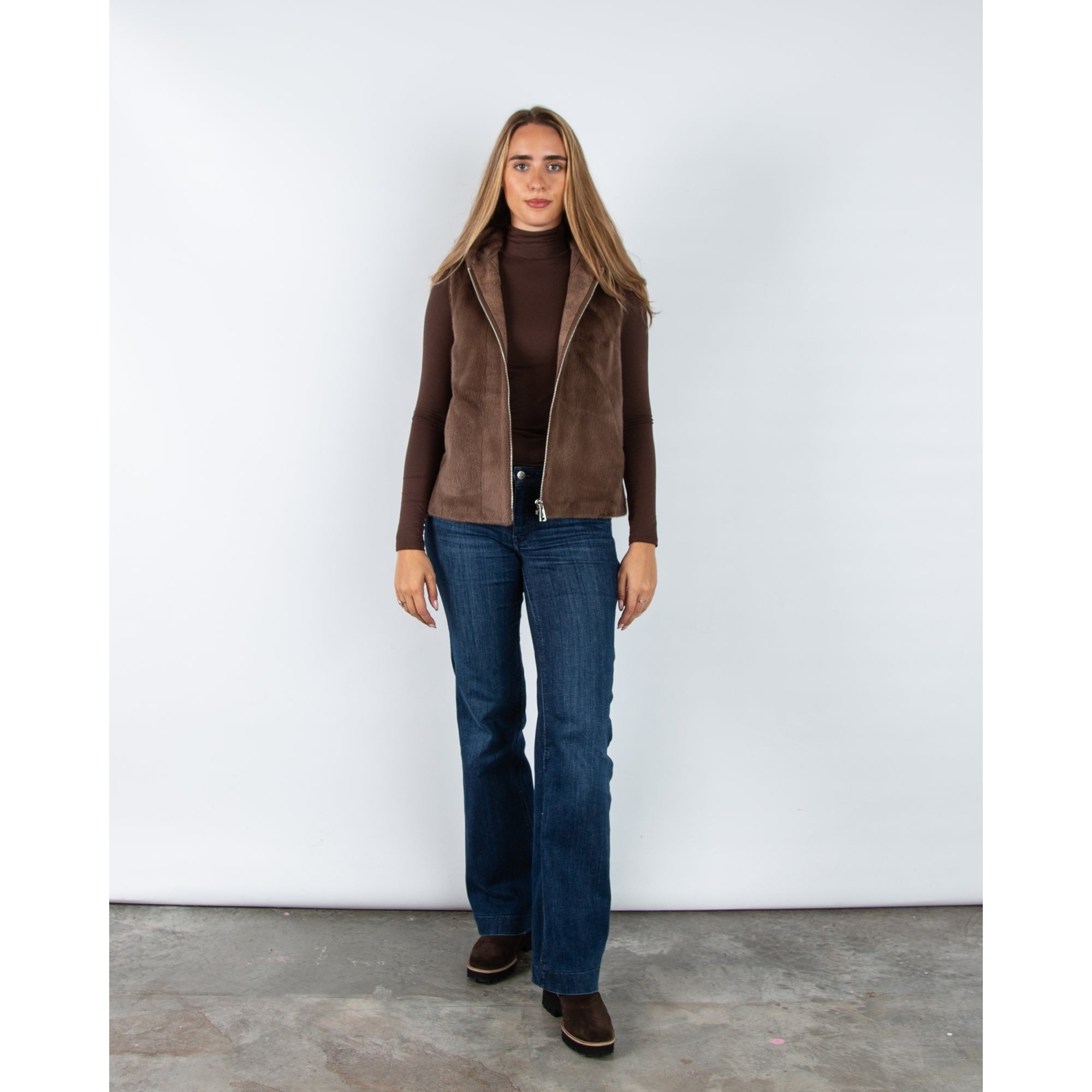Giovanni Vicky Faux Fur Zip Through Gilet With Hood Marron