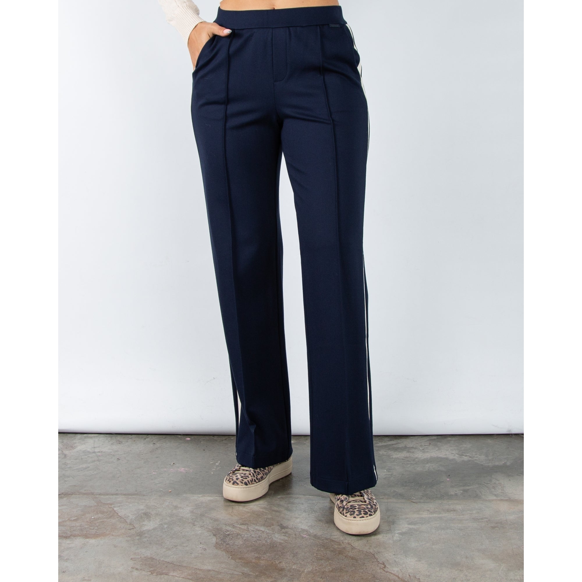 Red Button Colette Pull On Wide Leg Jogger With Side Stripe Indigo Blue 32L