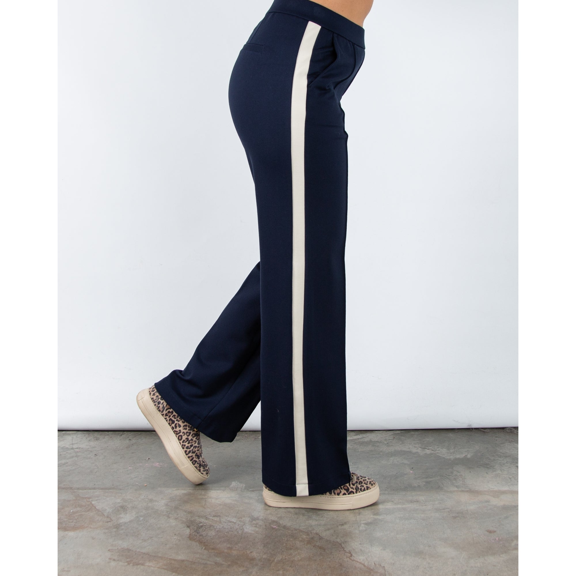 Red Button Colette Pull On Wide Leg Jogger With Side Stripe Indigo Blue 31L