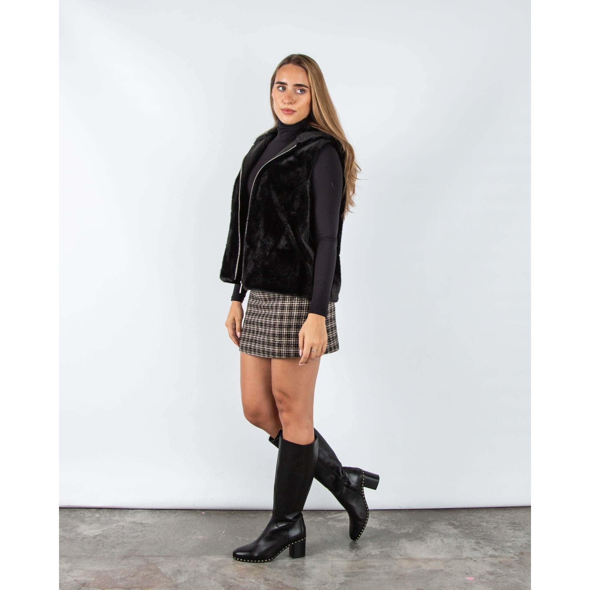 Giovanni Vicky Faux Fur Zip Through Gilet With Hood Black