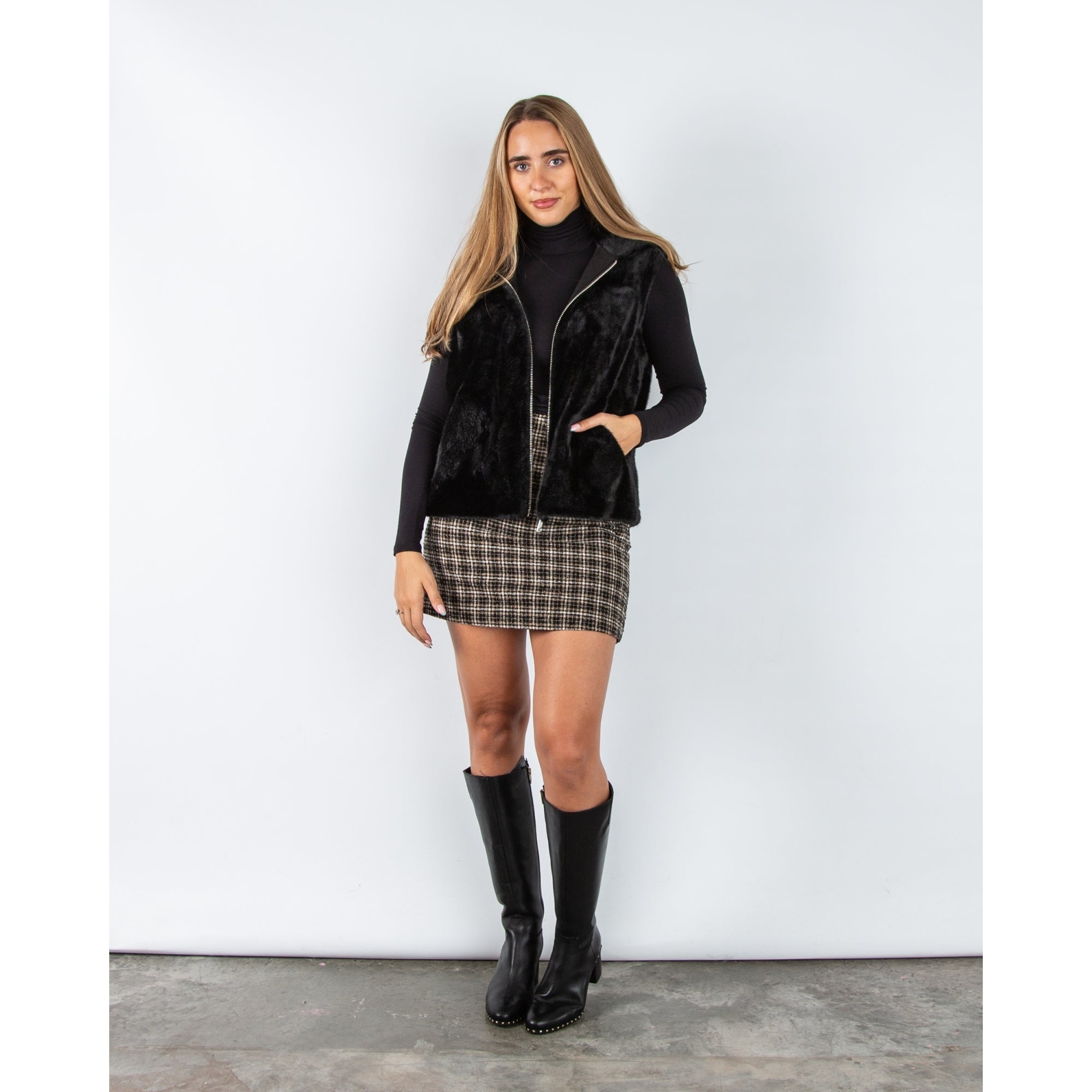 Giovanni Vicky Faux Fur Zip Through Gilet With Hood Black