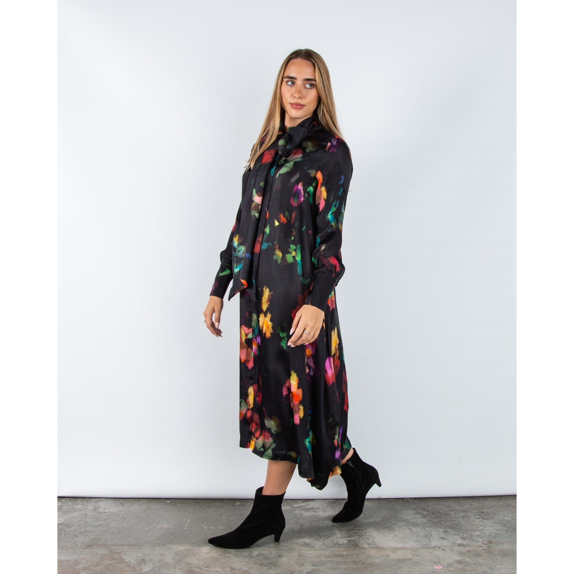 Sahara Silky Viscose V Neck Dress With Tie Neck Black Multi