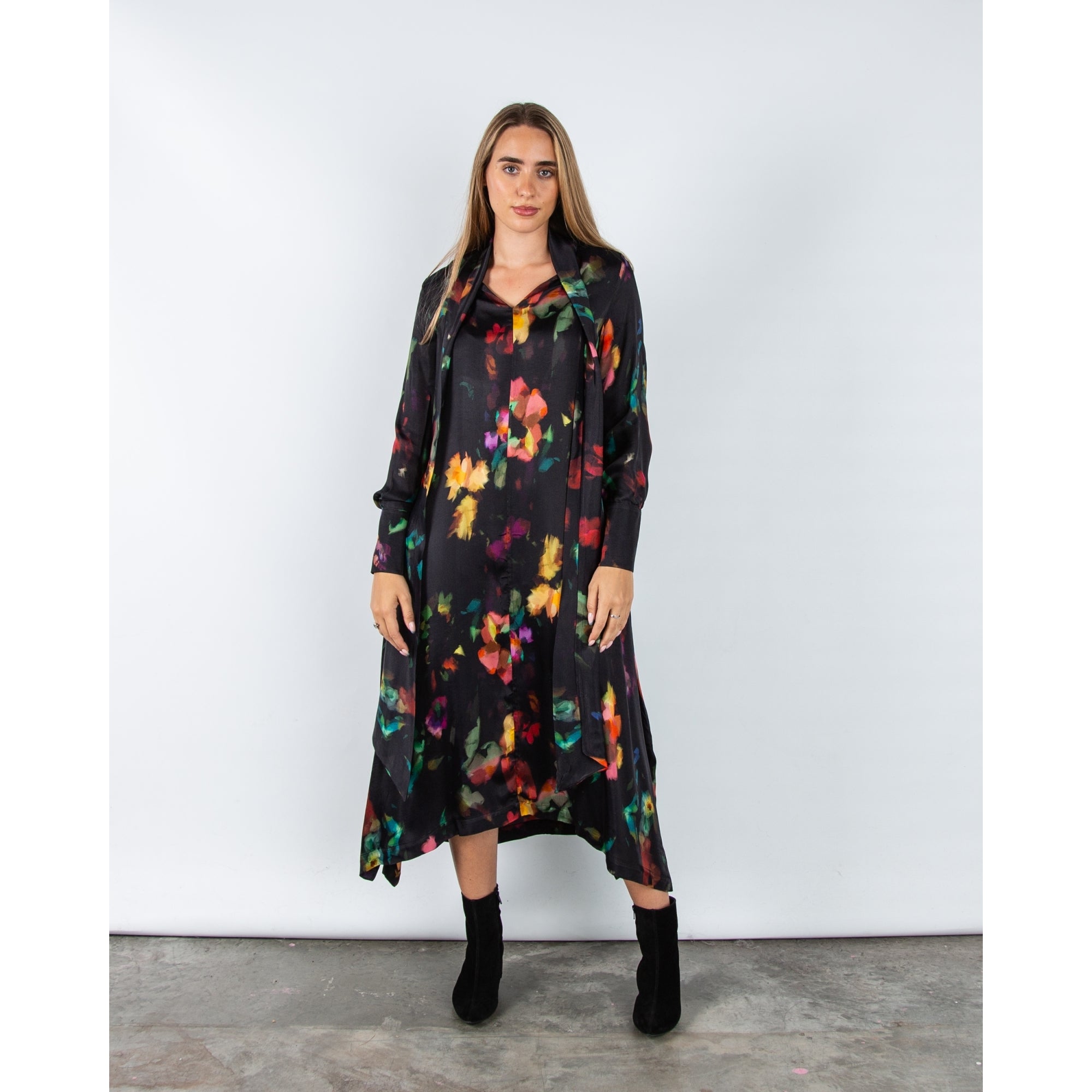 Sahara Silky Viscose V Neck Dress With Tie Neck Black Multi