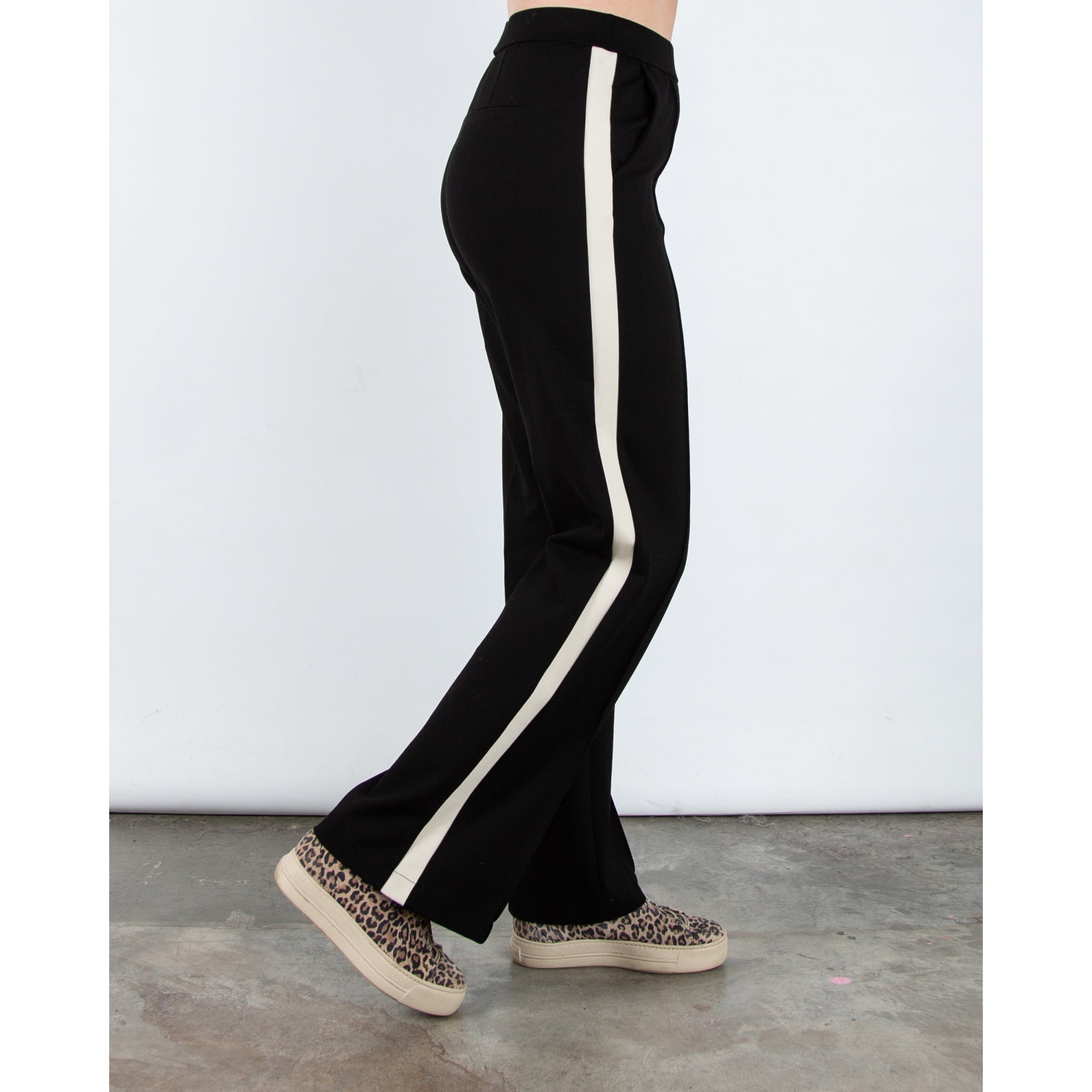 Red Button Colette Pull On Wide Leg Jogger With Side Stripe Black 31L