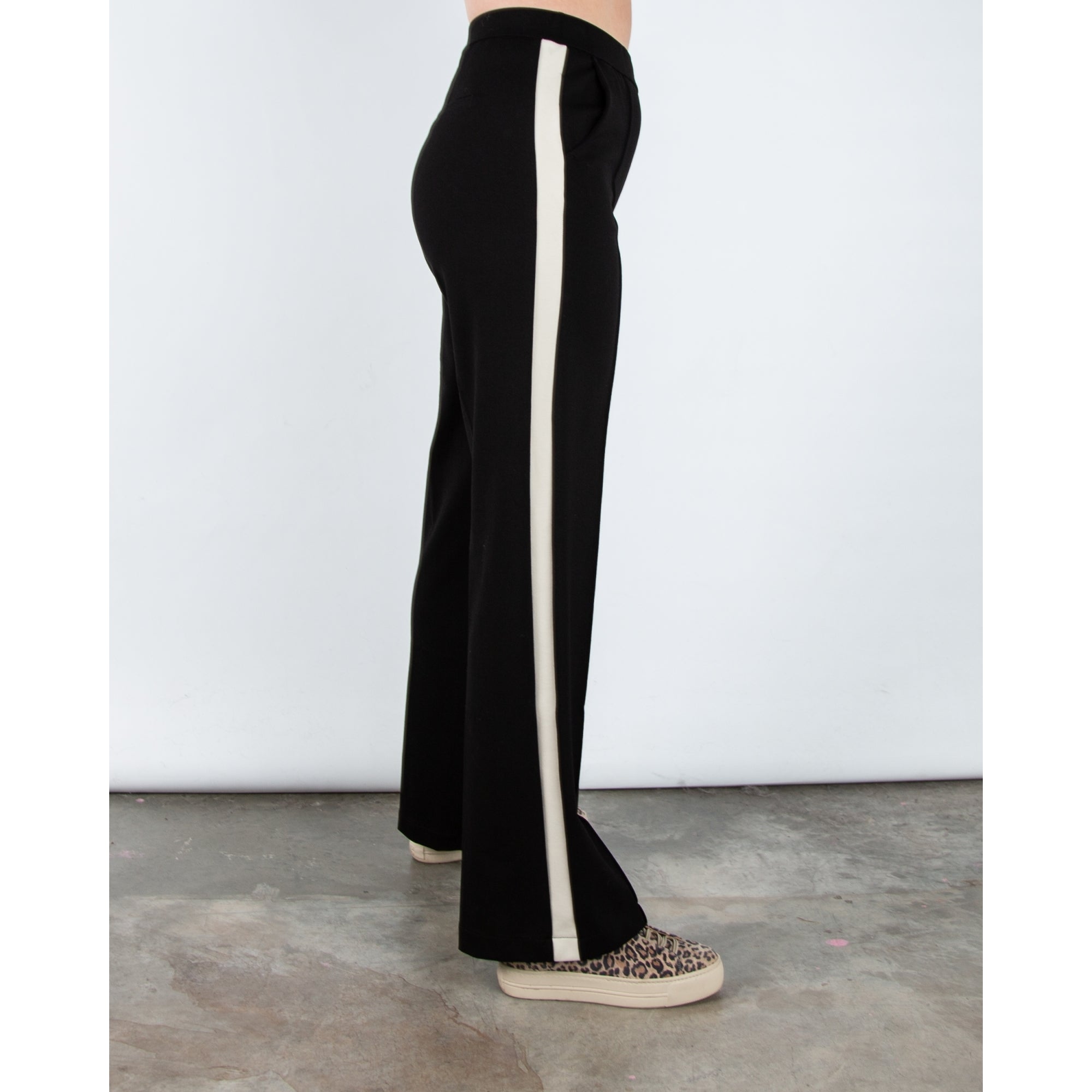 Red Button Colette Pull On Wide Leg Jogger With Side Stripe Black 32L