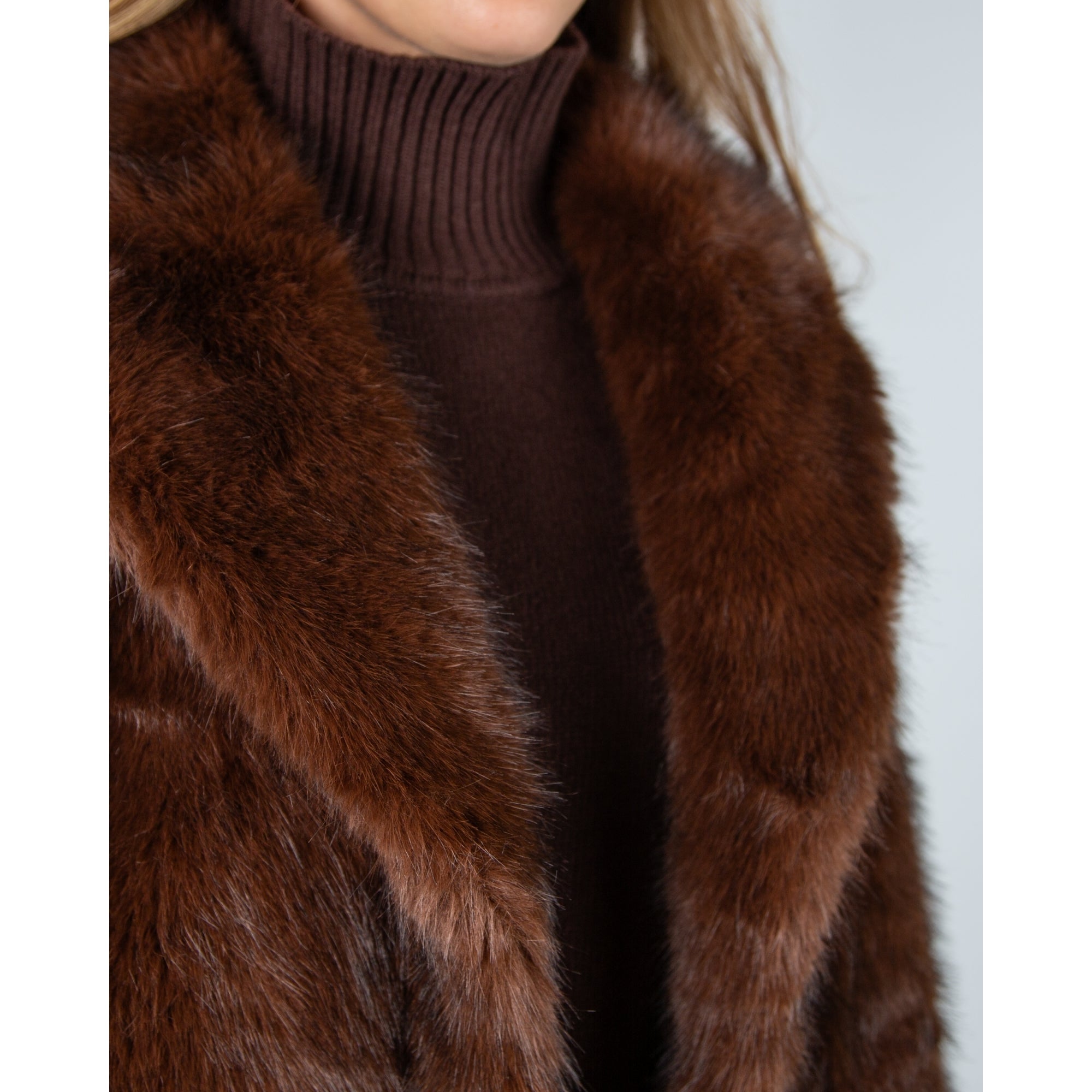 Giovanni Anastasia Faux Fur Mid Length Coat With Lapel Marron