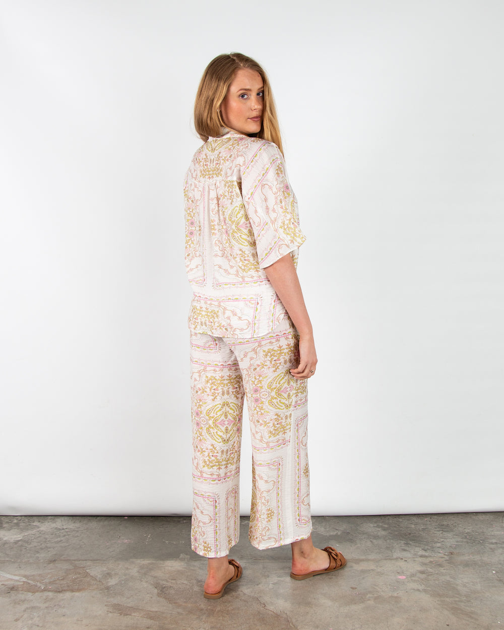 Bariloche Tirgo Paisley Print Loose Bodied Shirt Blouse Pink/Green