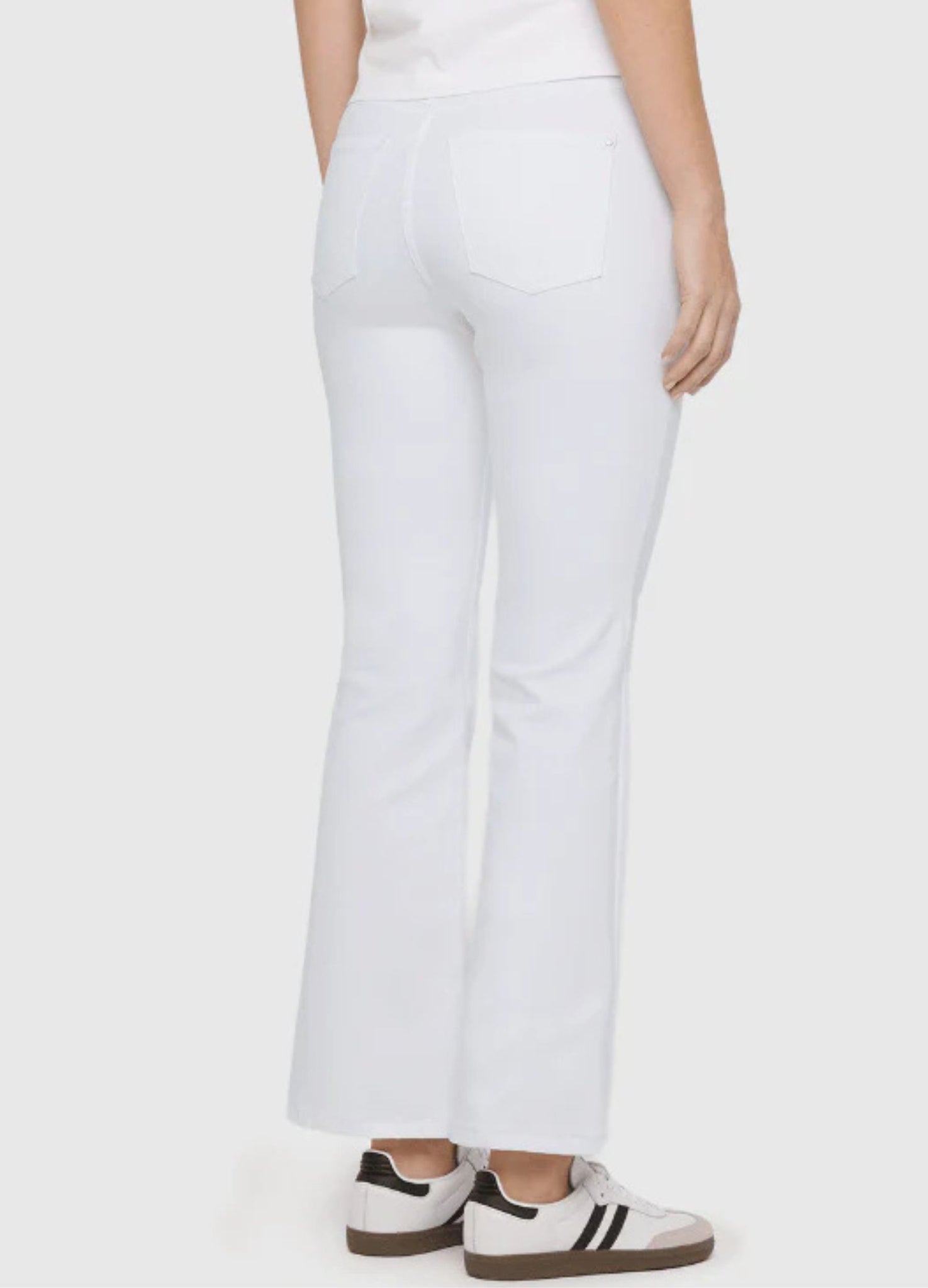 パンツ white color long strech flare denim Mac Dream Stretch Denim Kick Flare Jean White Denim D010 29L