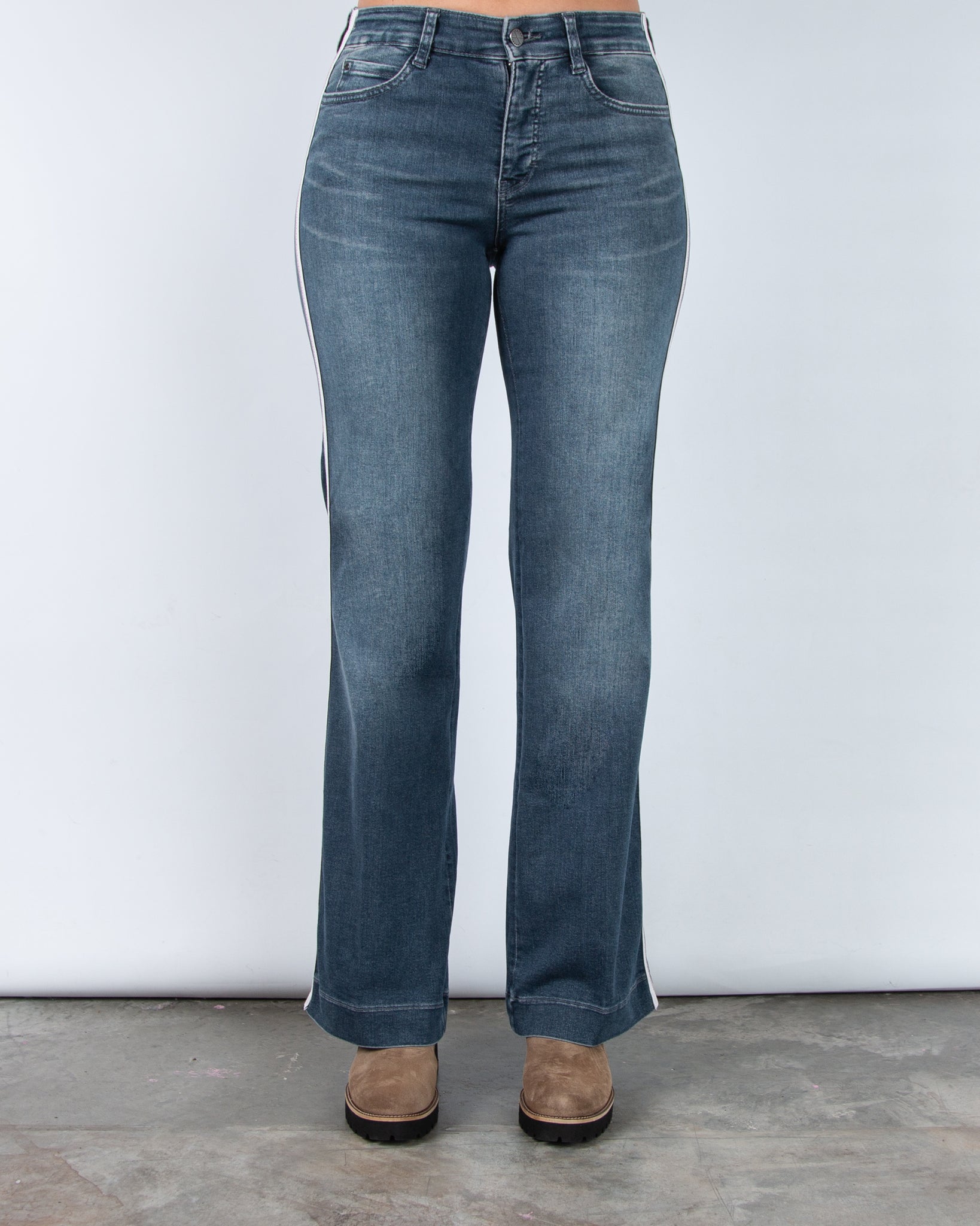 Mac Wide Leg Denim Jean With Ribbon Stripe D423 Blue/Grey 32L