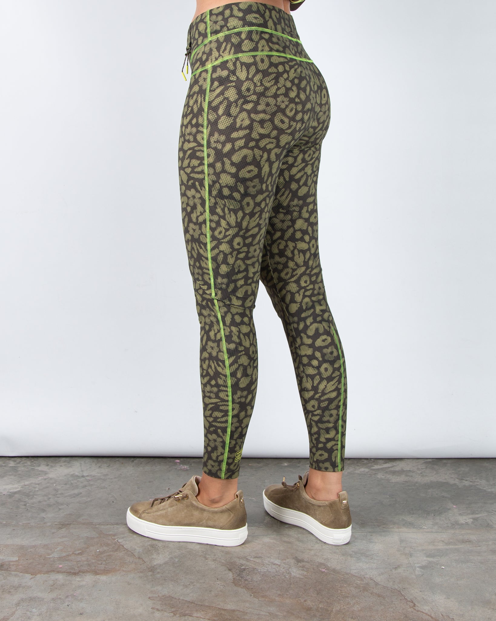 Marc Cain Leo Hike Sante FE Leopard Print Sporty Leggings Khaki/Lime
