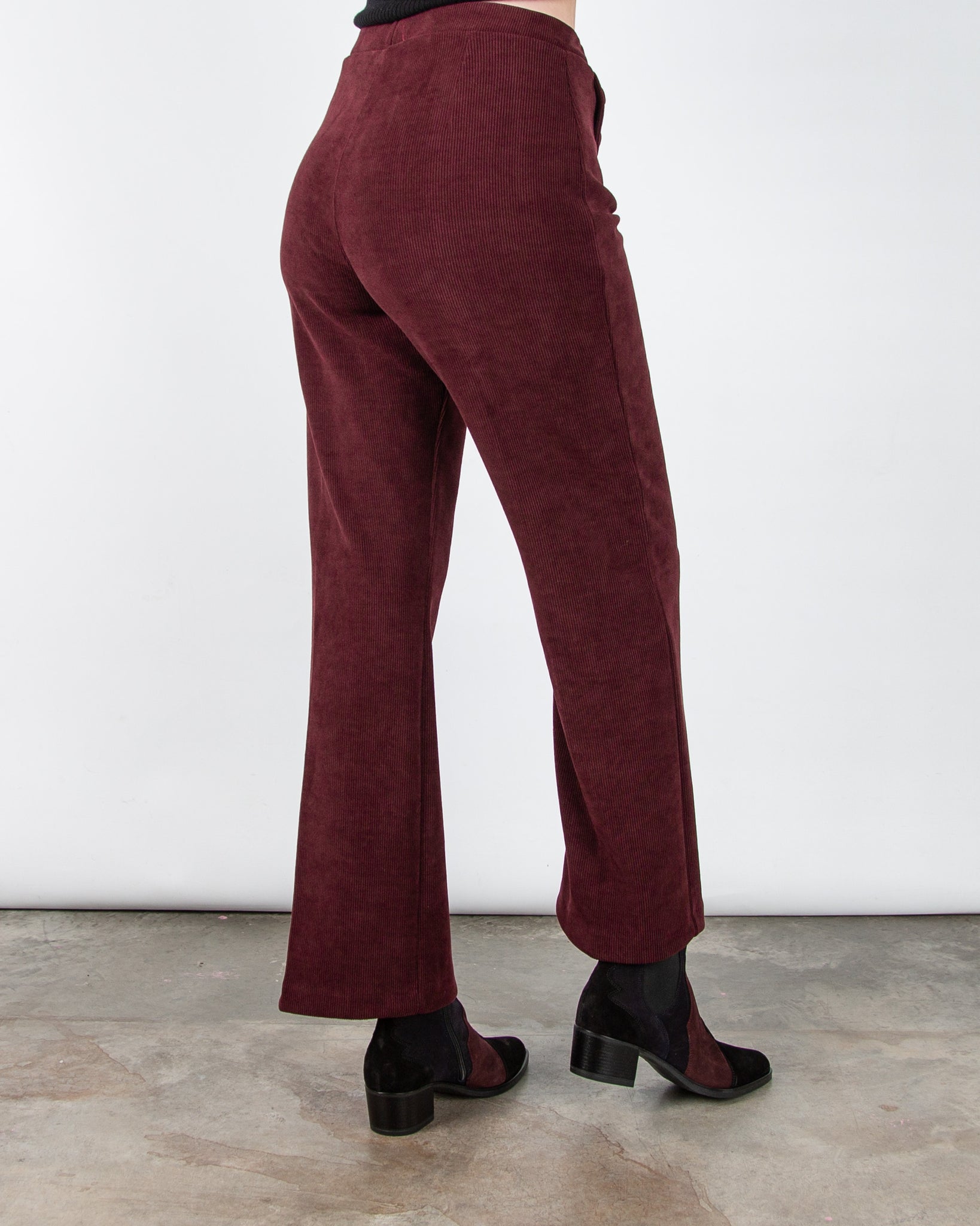 Tinta Style Yoselin Corduroy Trouser With Button Detail Burgundy
