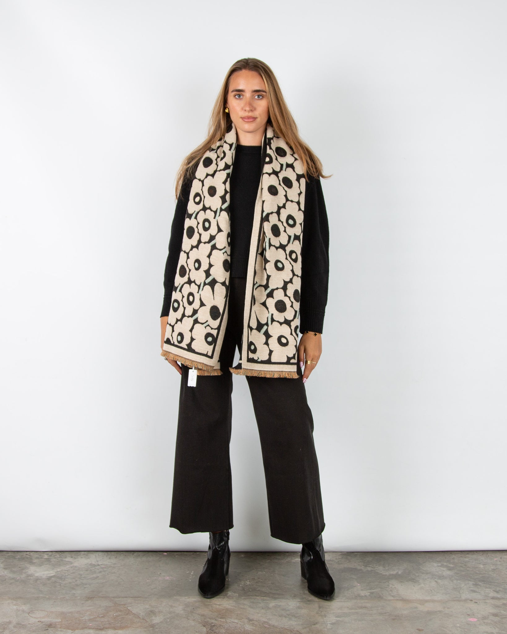 Zelly Reversible Floral Print Scarf with Raw Trim Black/Cream